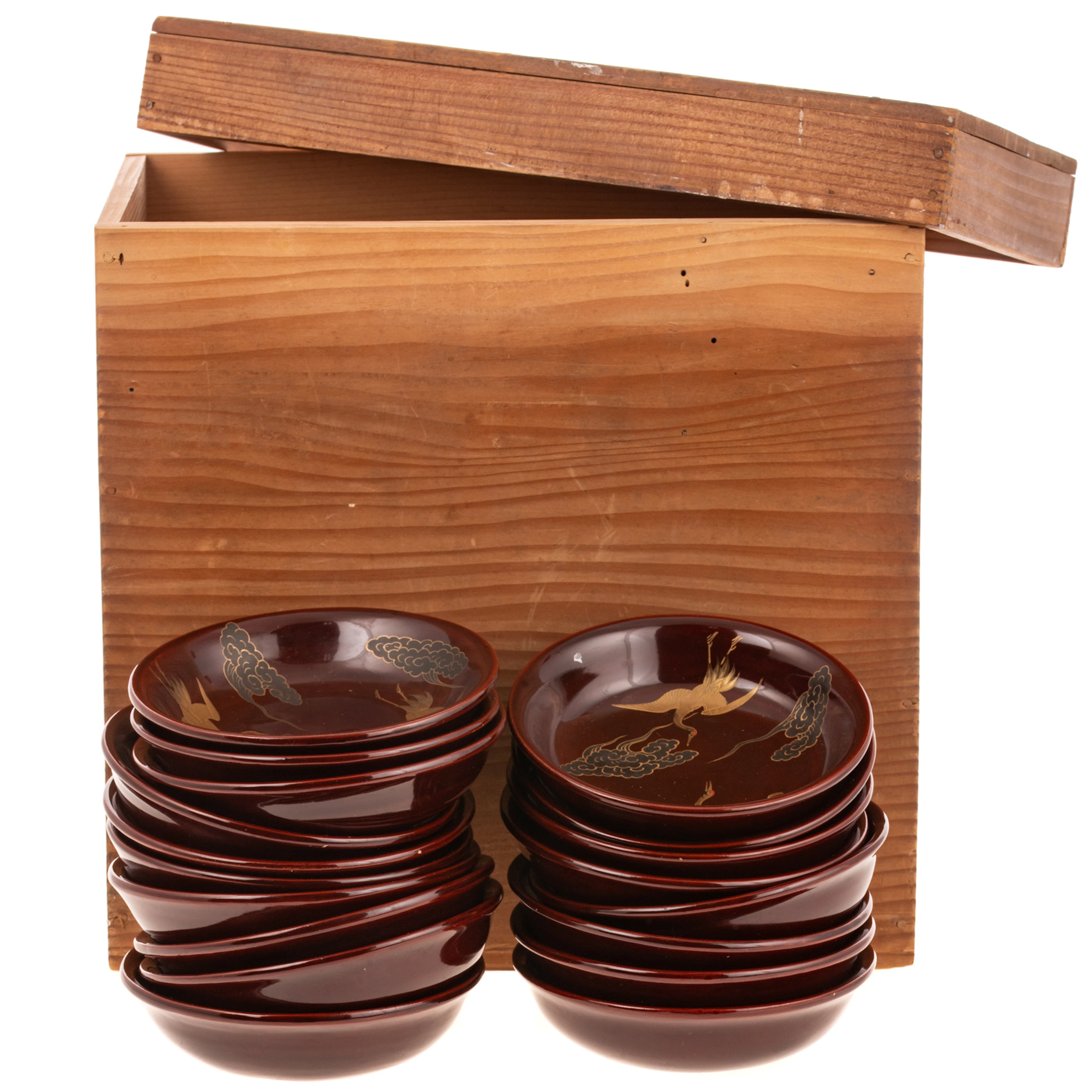 A Set of 18 Japanese Tojiki-Shikki Crane Dishes