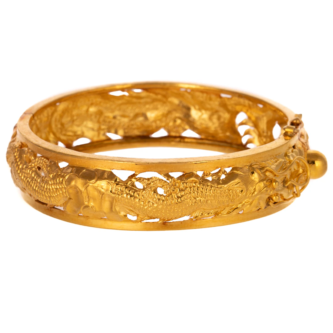 A Dragon Reticulated Bangle Bracelet in 24K