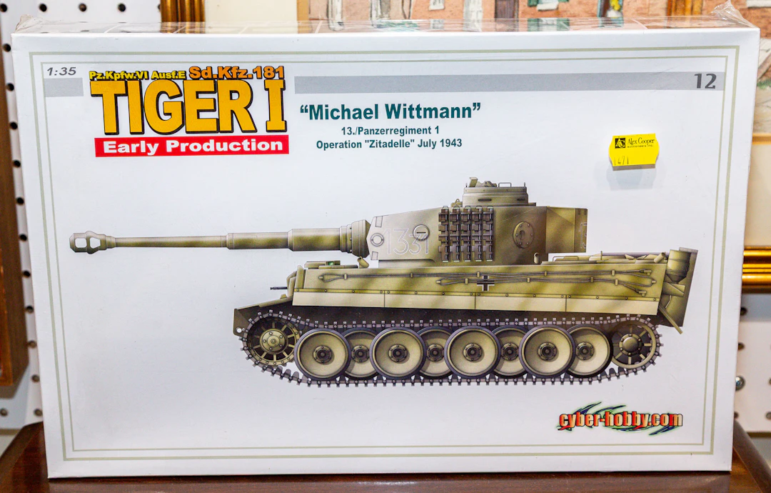 1:35 Scale Tiger One Model Kit