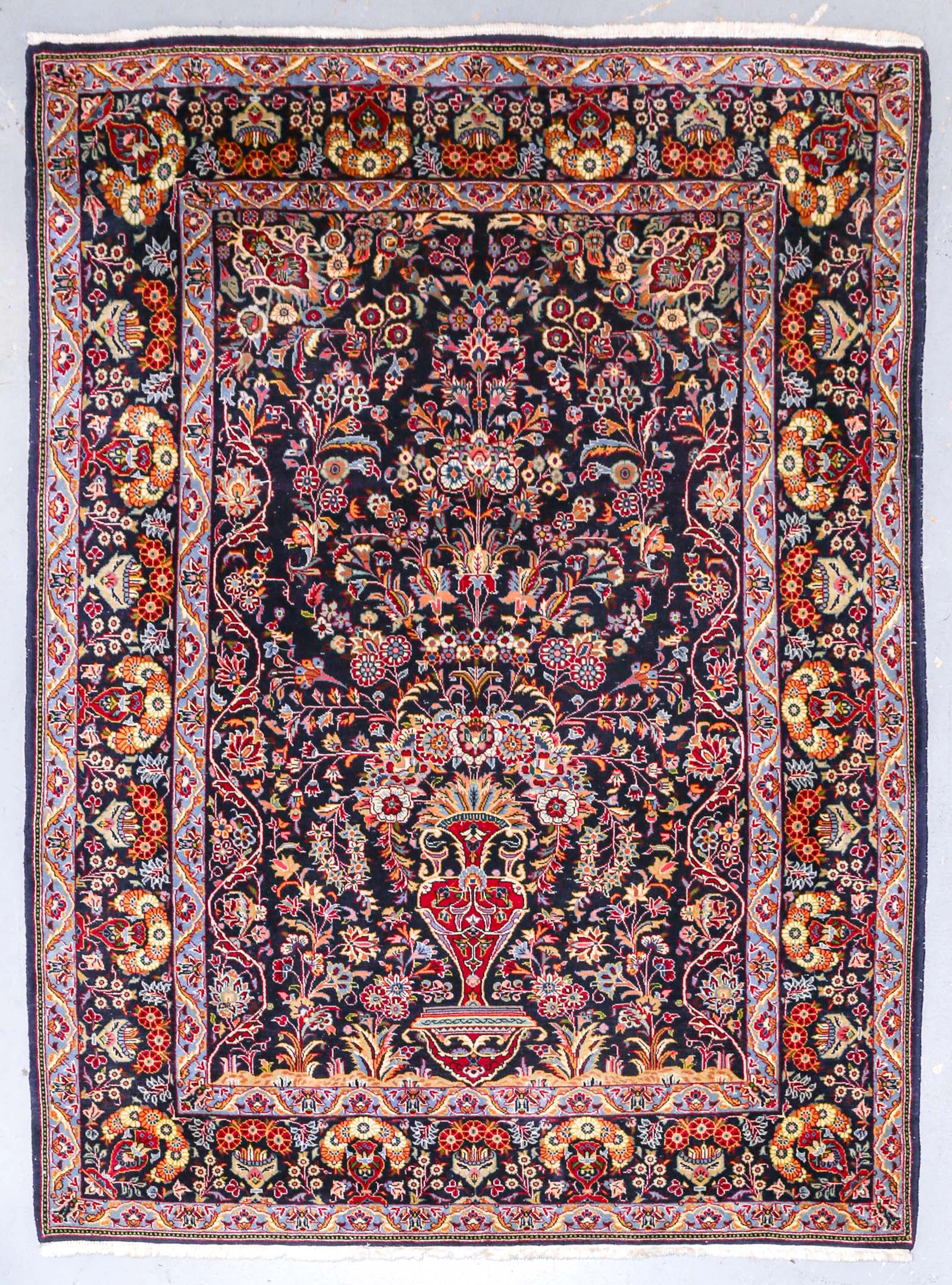 A Semi-Antique Kashan Prayer Rug, 4.10 x 6.7
