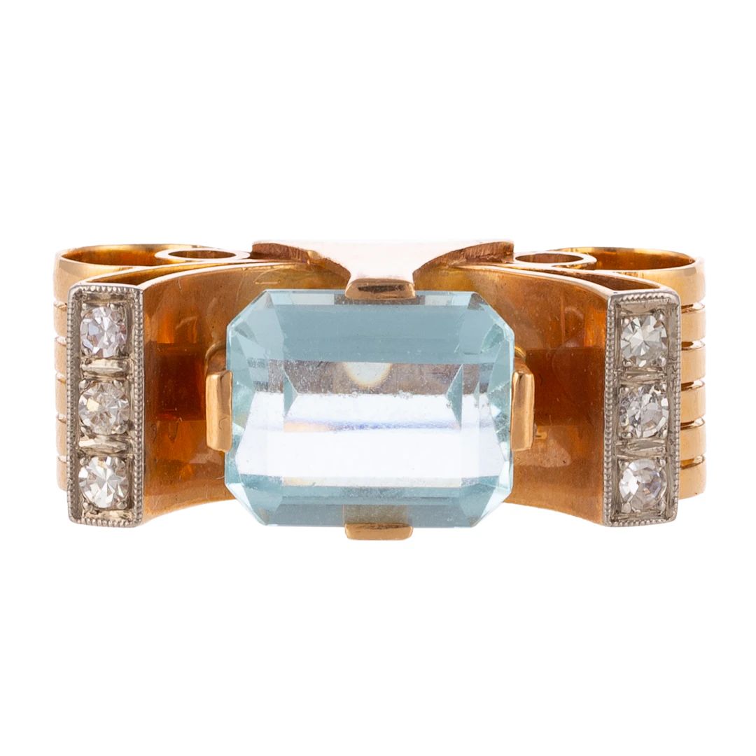 A Retro Aquamarine & Diamond Ring in 14K