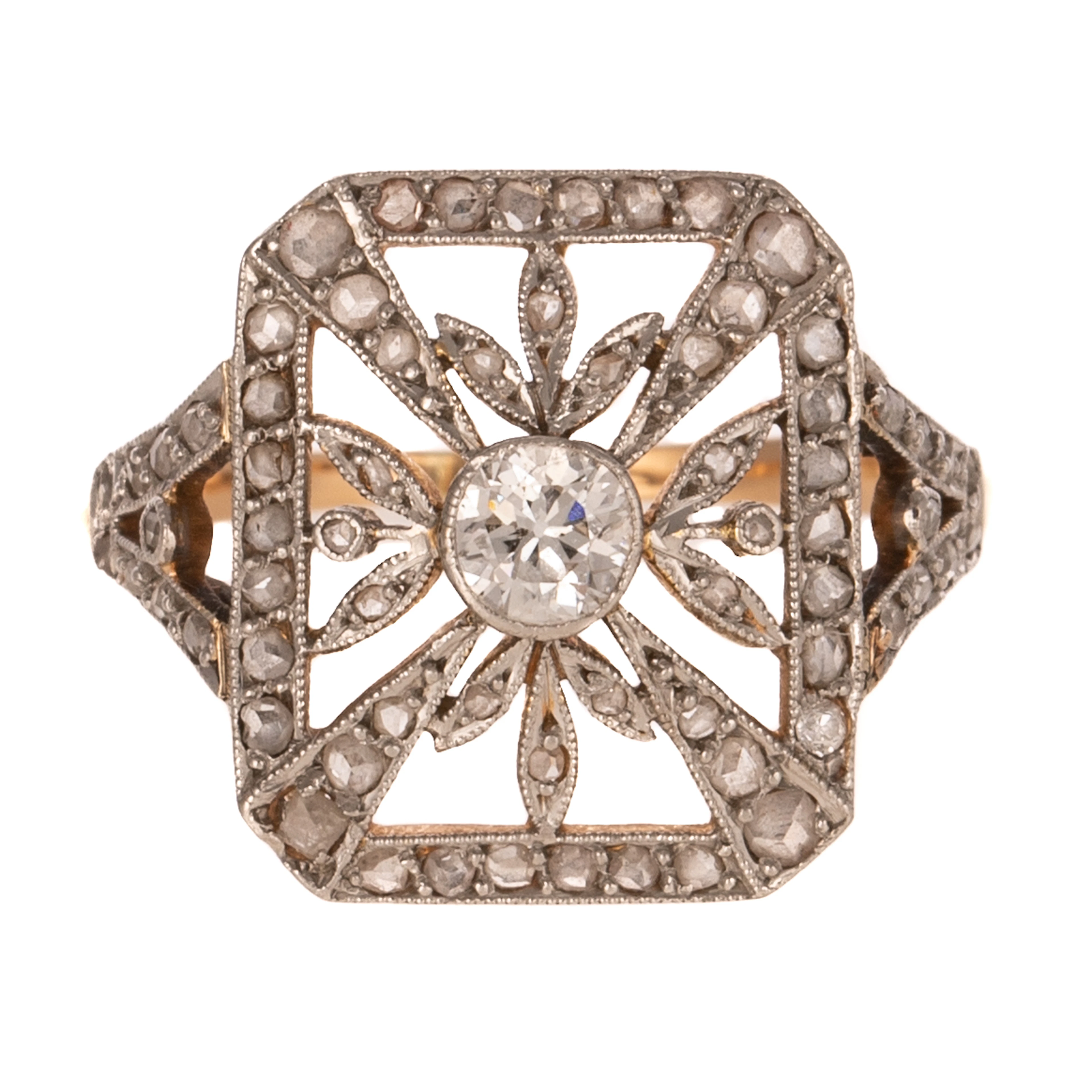 An Edwardian Diamond Floral Ring in 14K