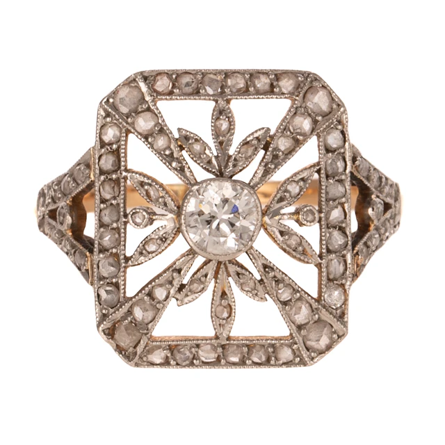 An Edwardian Diamond Floral Ring in 14K