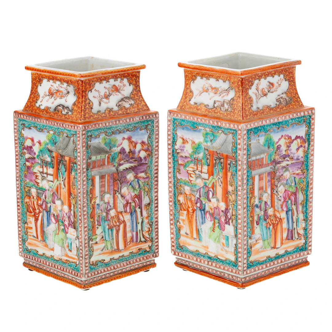 A Pair of Chinese Export Rose Mandarin Diamond-Form Vases