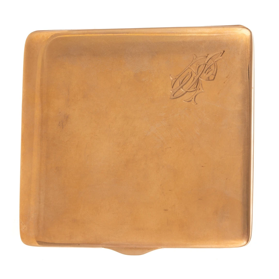 A Hardy Bros. Ltd. Gold Cigarette Case in 9K