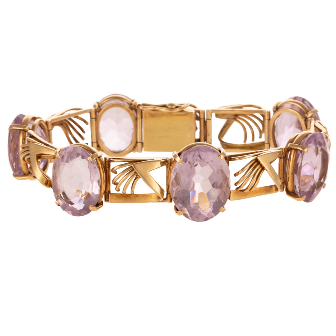 An Amethyst Panel Bracelet in 18K