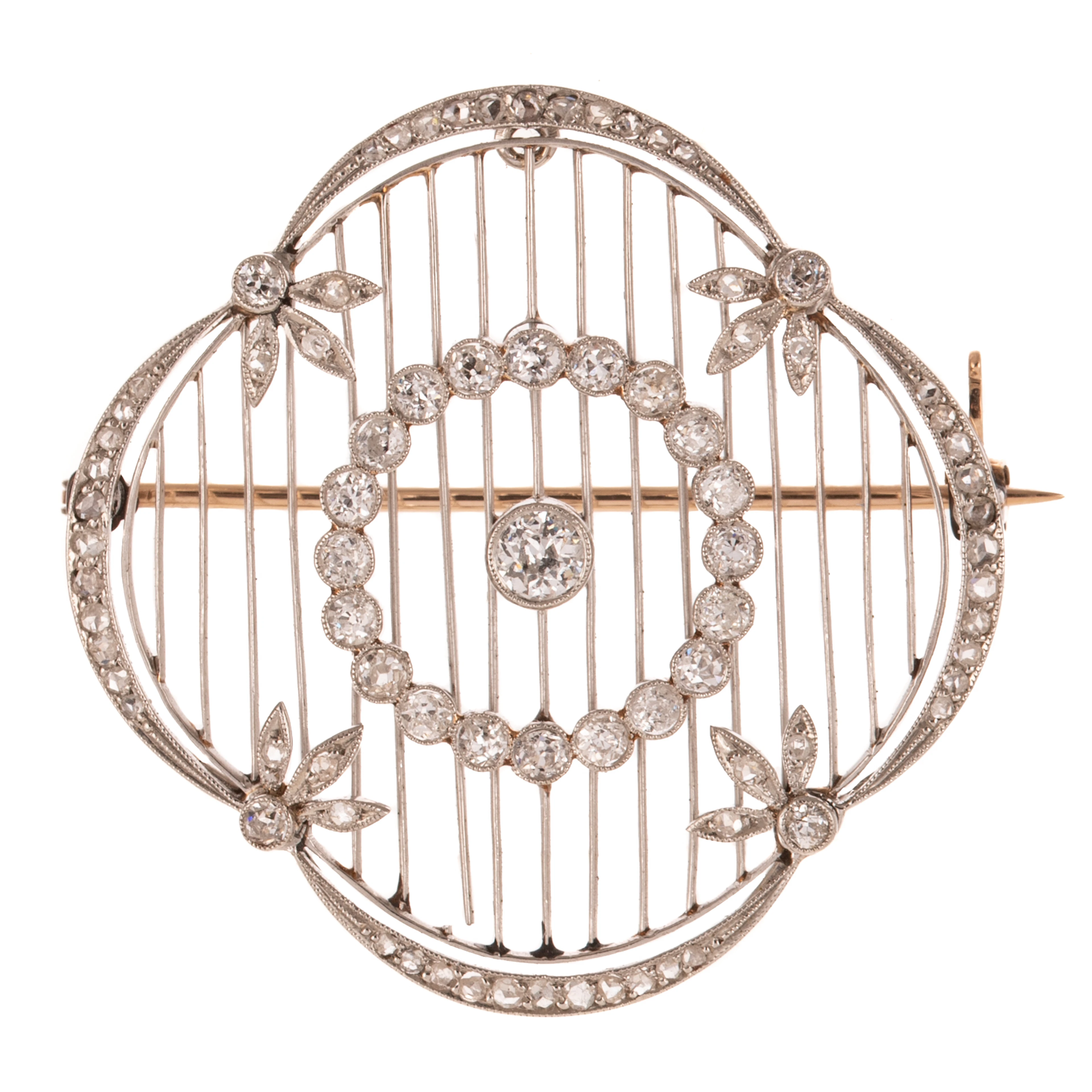 An Edwardian Diamond Brooch in Platinum & 14K