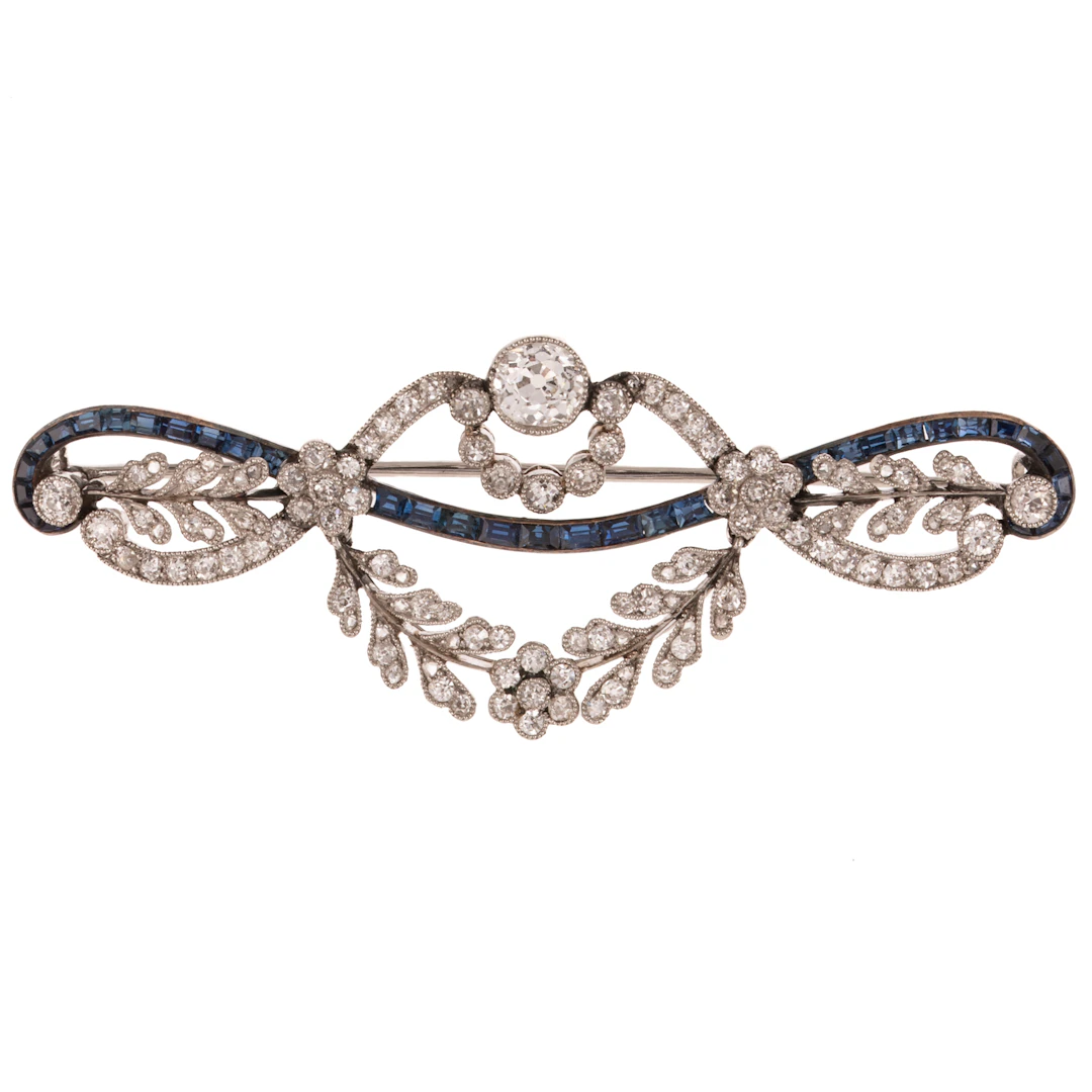 An Important Edwardian Diamond & Sapphire Brooch in Platinum
