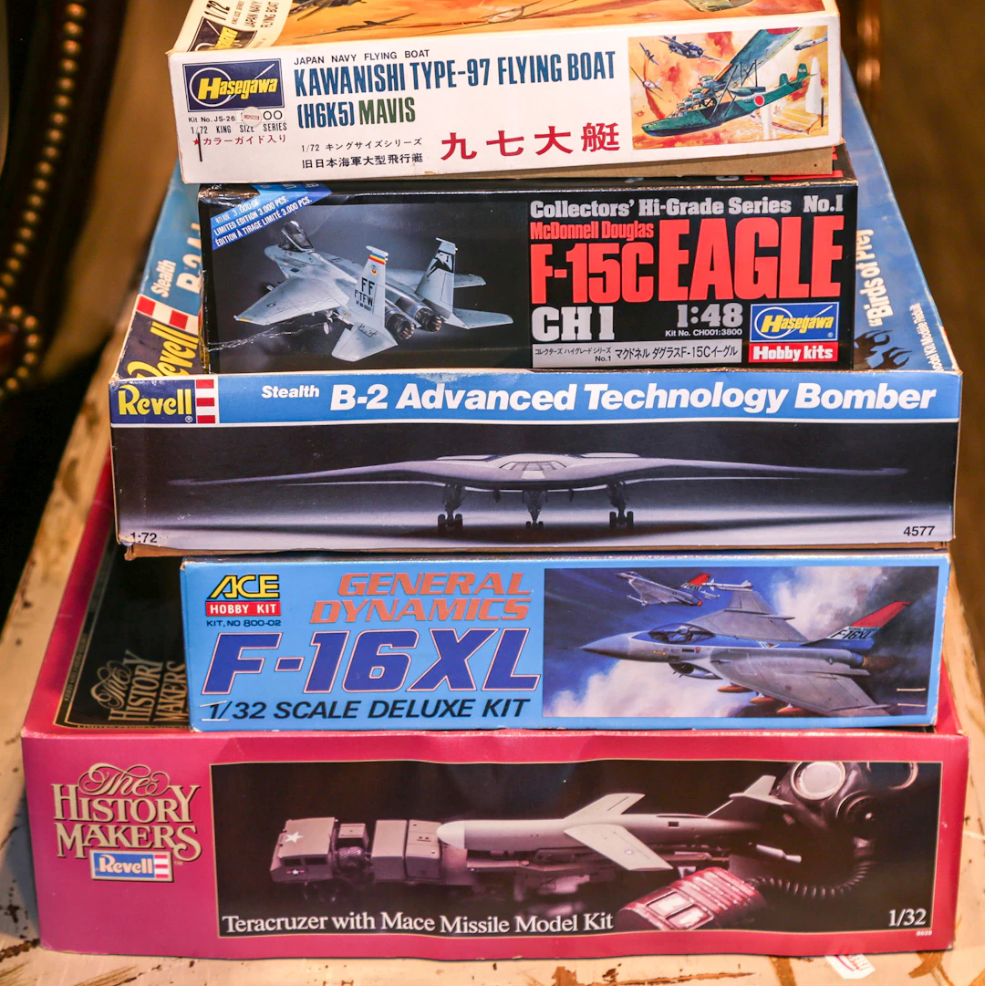 Five Aviation Related Scale Models