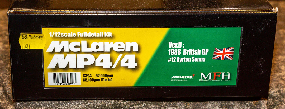 A 1:12 Scale McLaren MP4/4 Model Kit