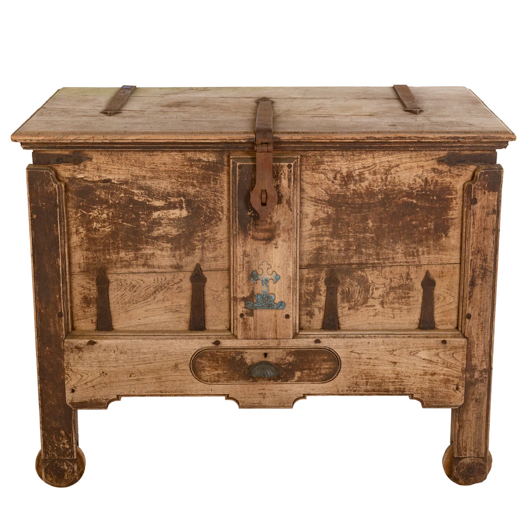 Jacobean Style Weathered Oak Boathouse Trunk