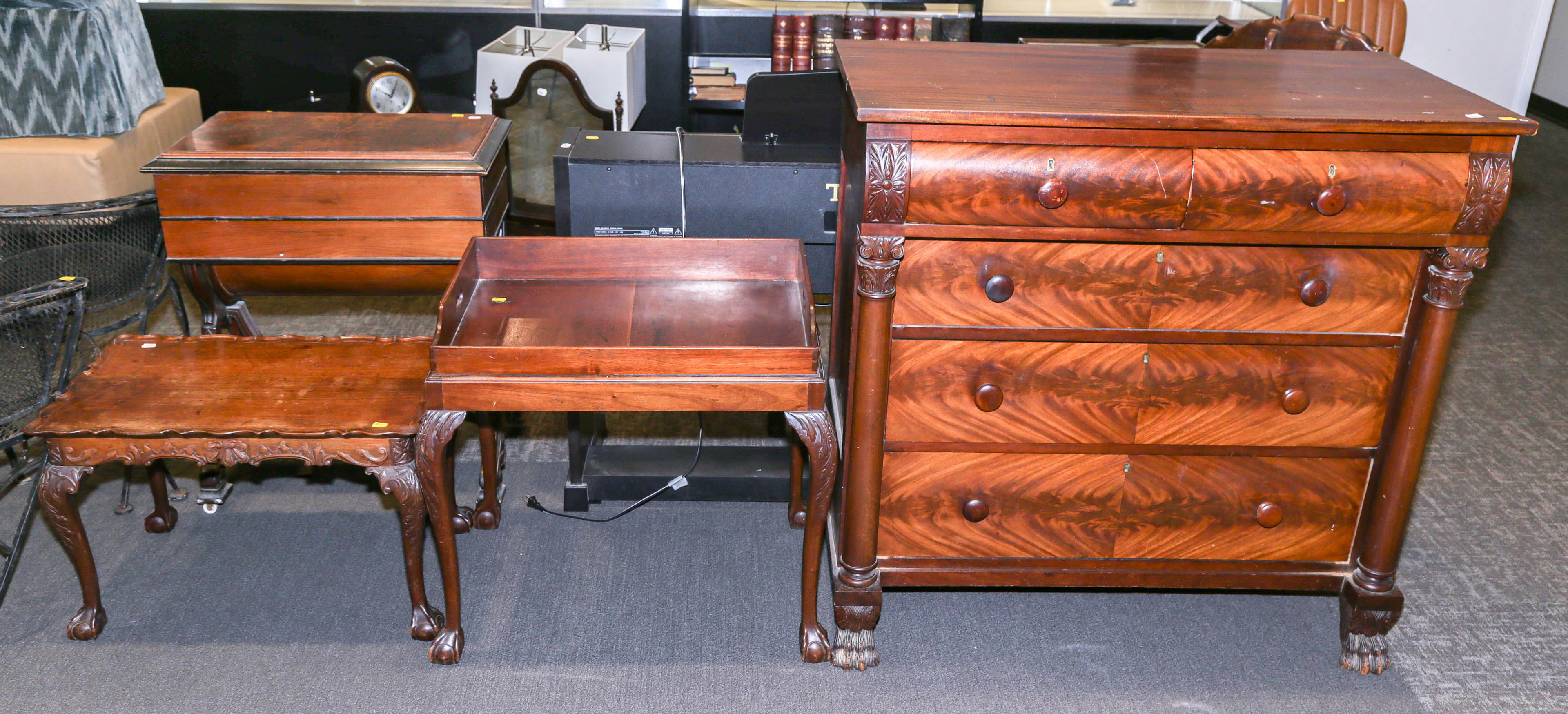 An American Classical Mahogany Chest of Drawers