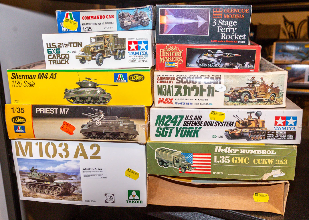 11 Military Scale Model Kits
