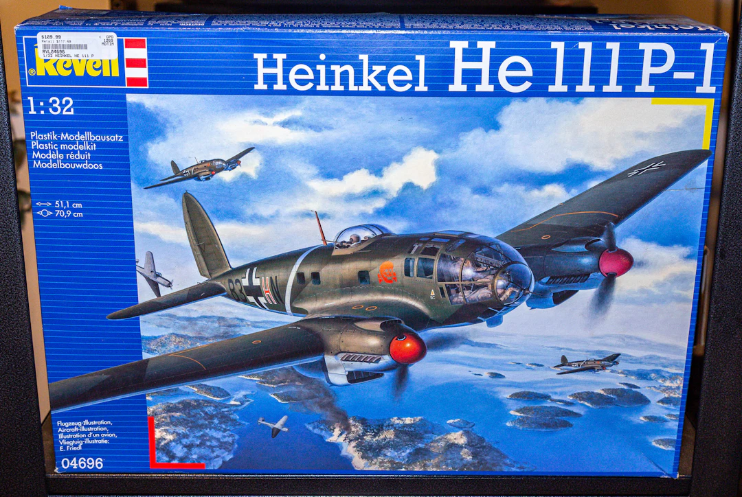 1:32 Scale Henkel HE111