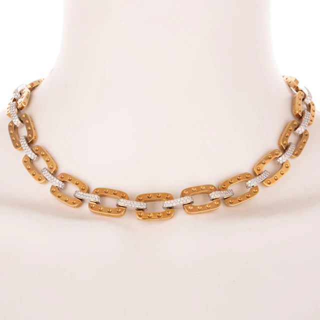A Roberto Coin Pois Moi Diamond Link Necklace in 18K