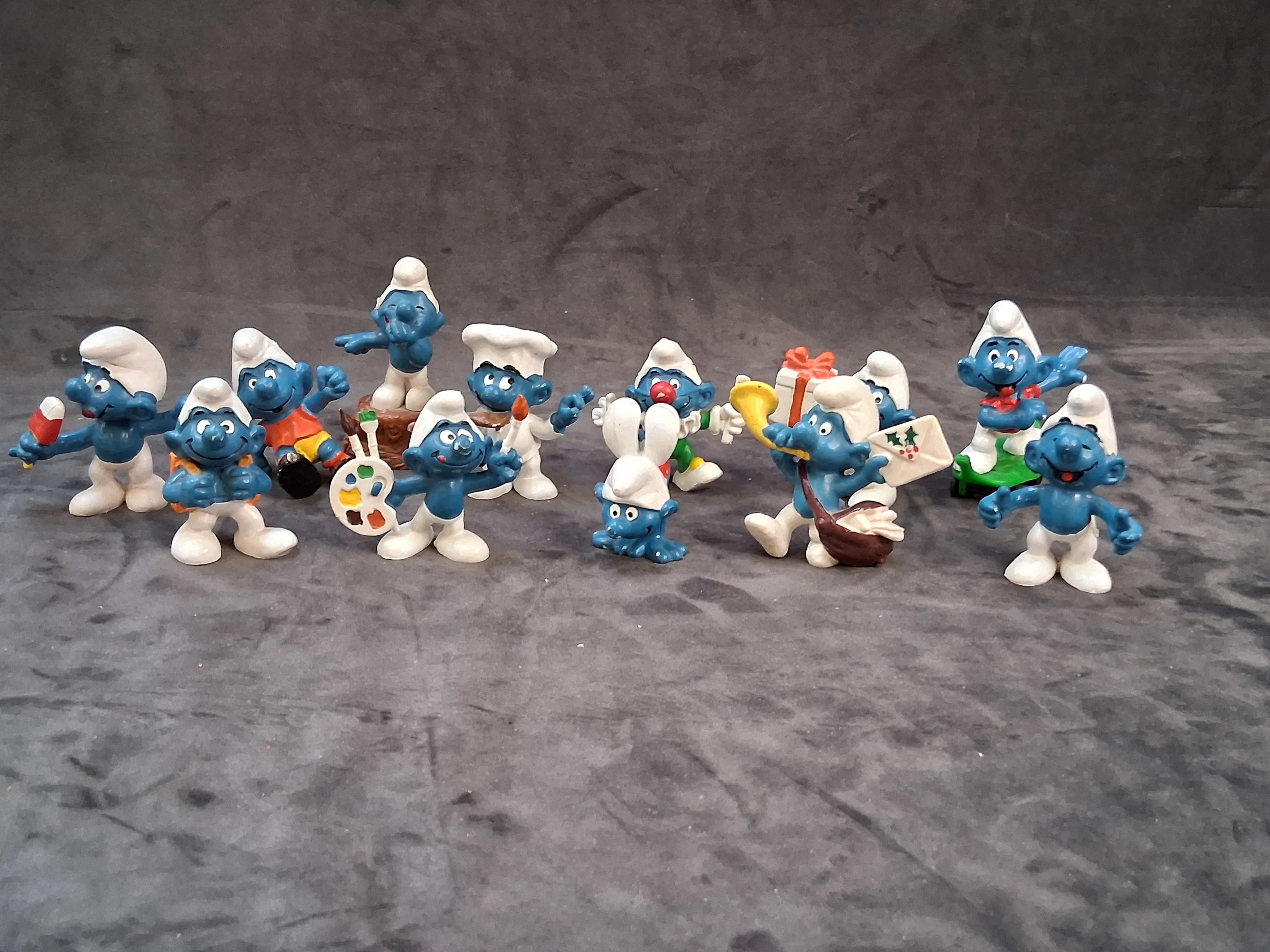 Parti smurfar, 12 st