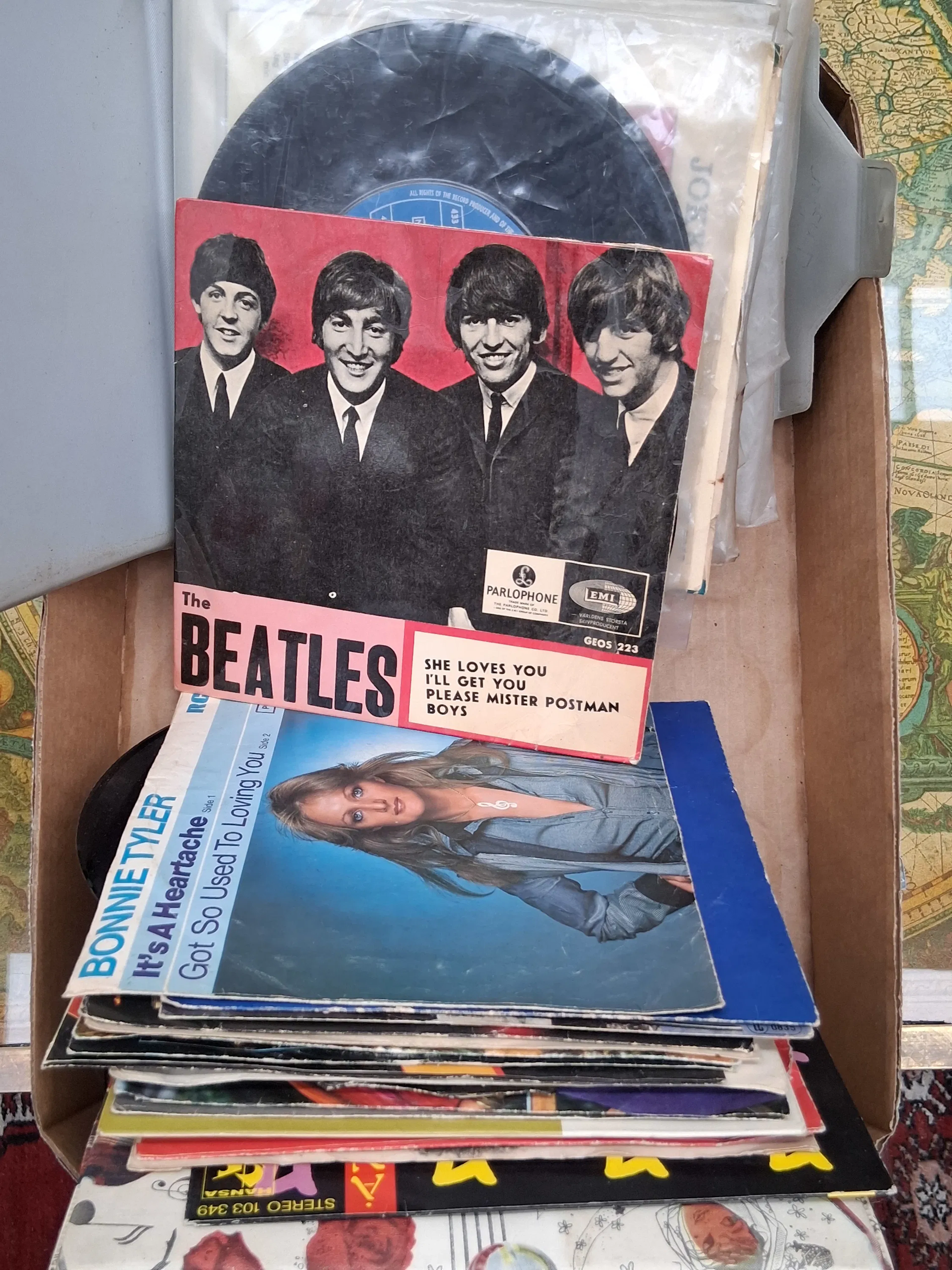 Parti singlar/EP, bla Kinks, Hep stars, Beatles