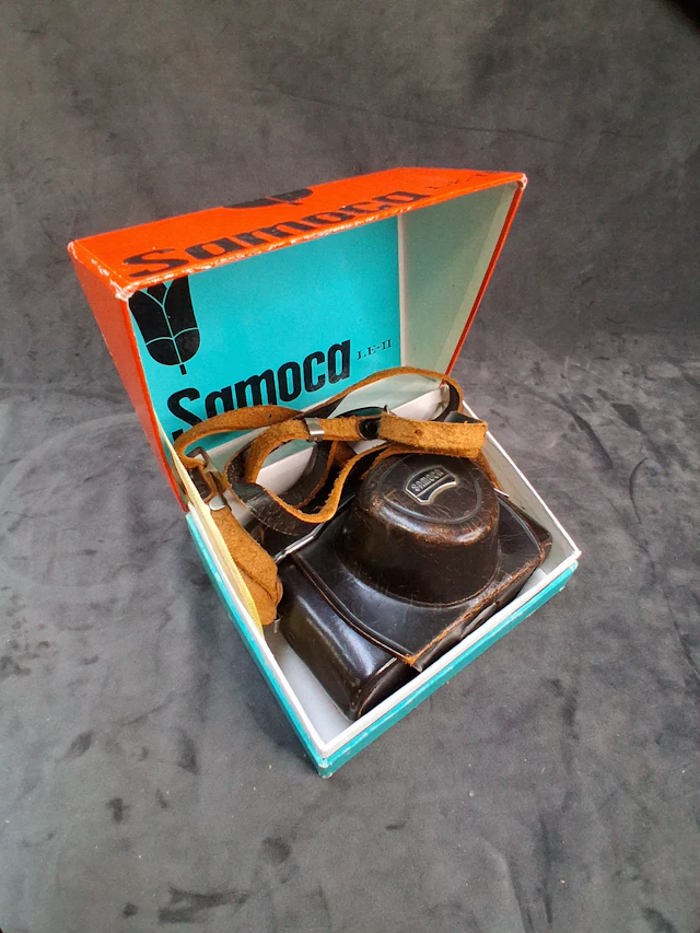 Kamera, Samoca LEII, Japan