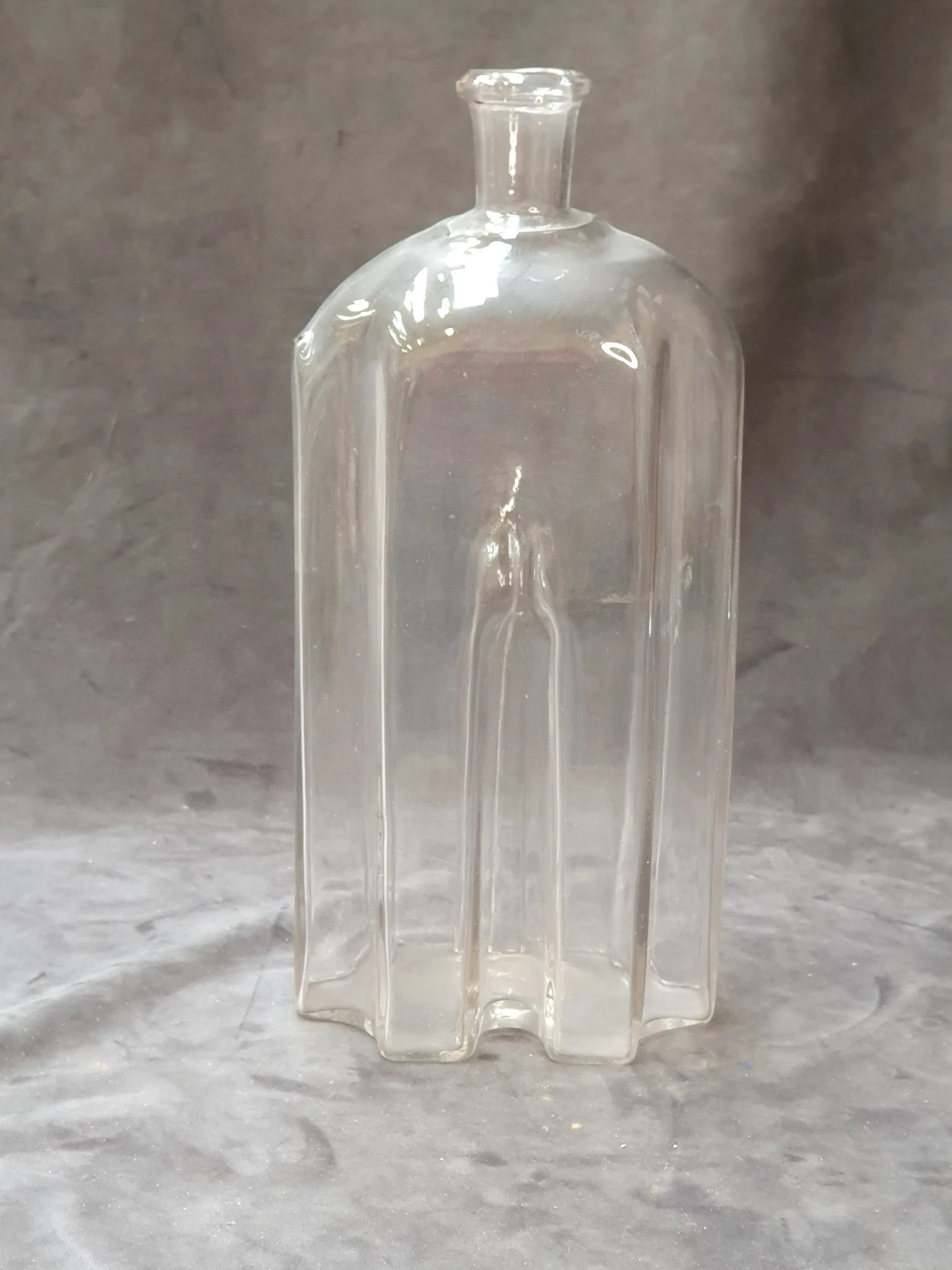 Greppaflaska, glas, 1800-tal