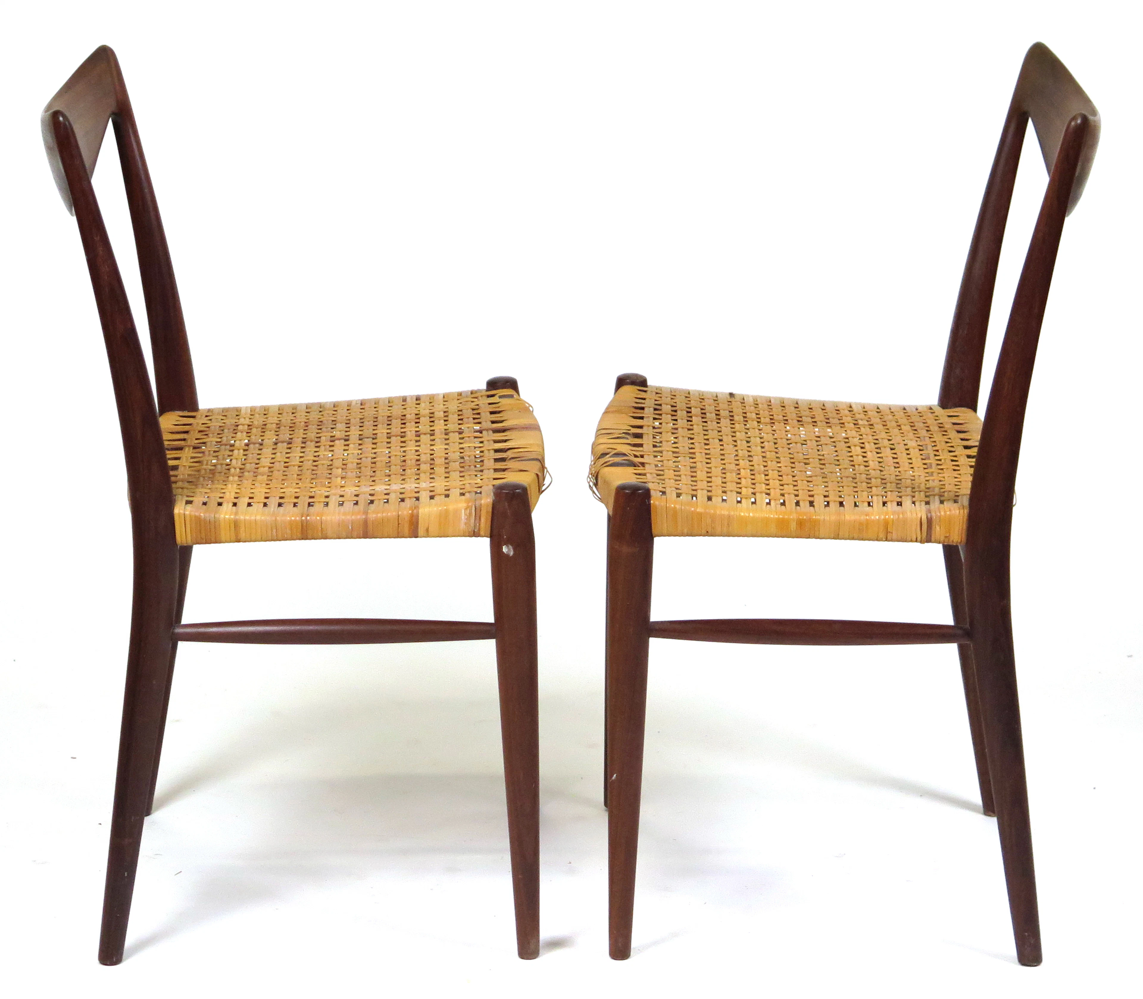Okänd dansk (?) designer, 1950-tal, stolar, 1 par, teak med rottingklädsel