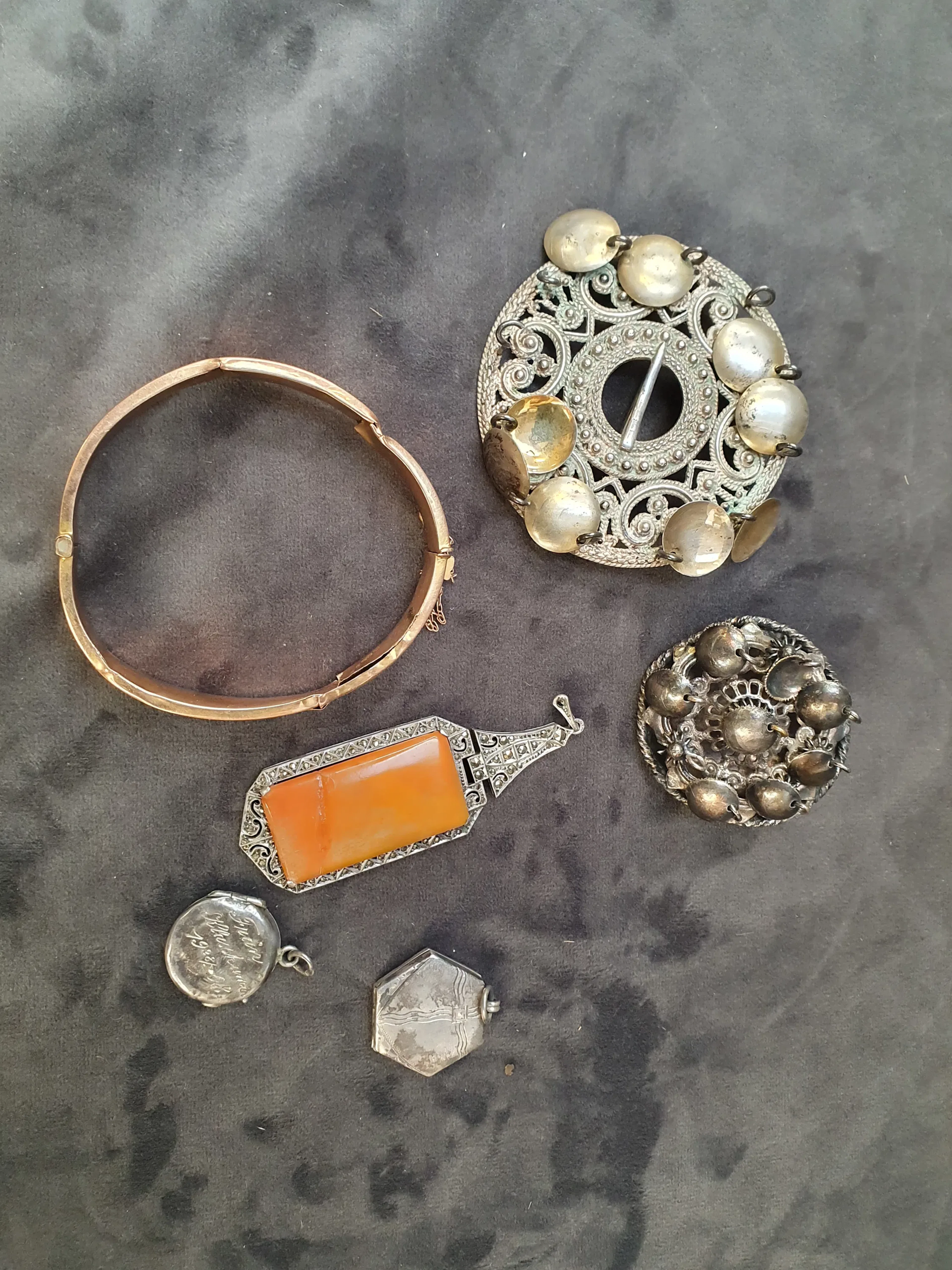 Parti silver, broscher, armband mm
