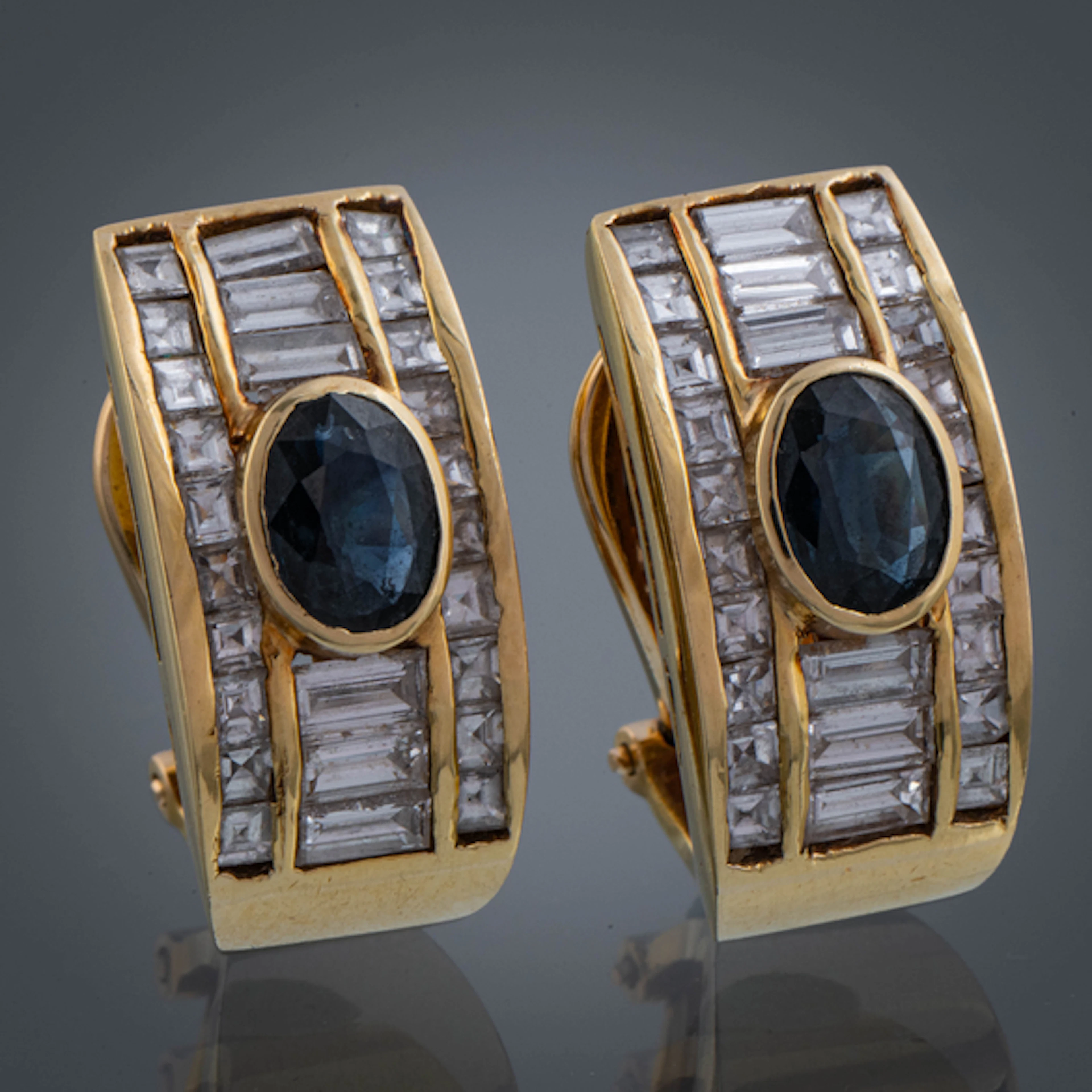 Pareja de pendientes vintage en oro amarillo de 18kt con diamantes