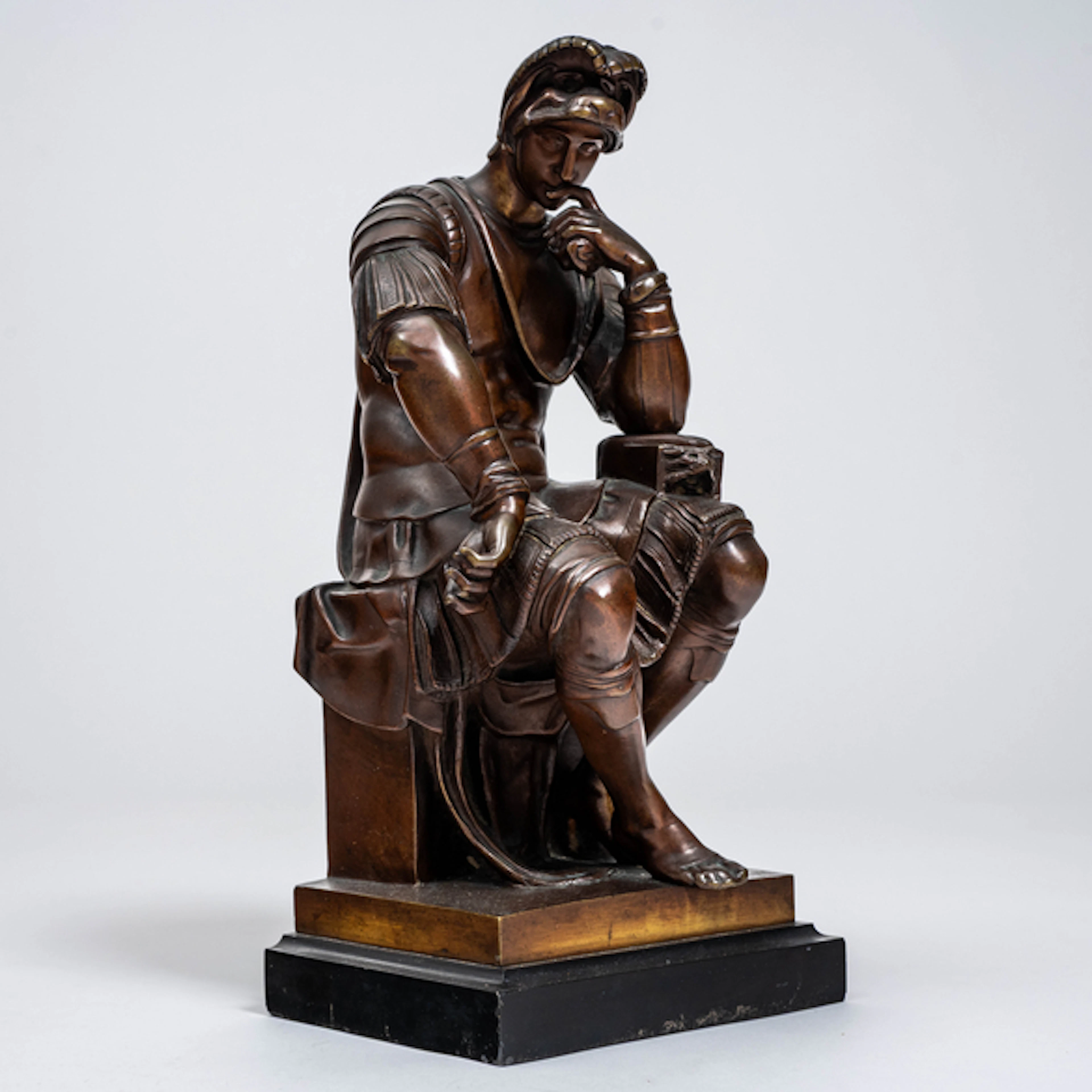 "Lorenzo de Medici" Escultura Grand Tour en bronce con patina marrón