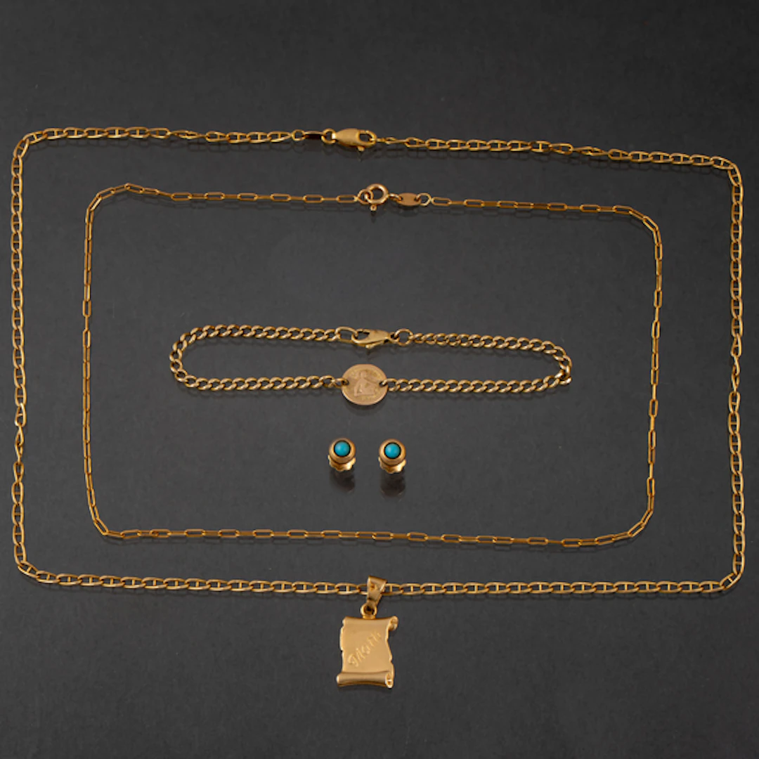Conjunto de dos cadenas, pareja de pendientes con turquesa y pulsera