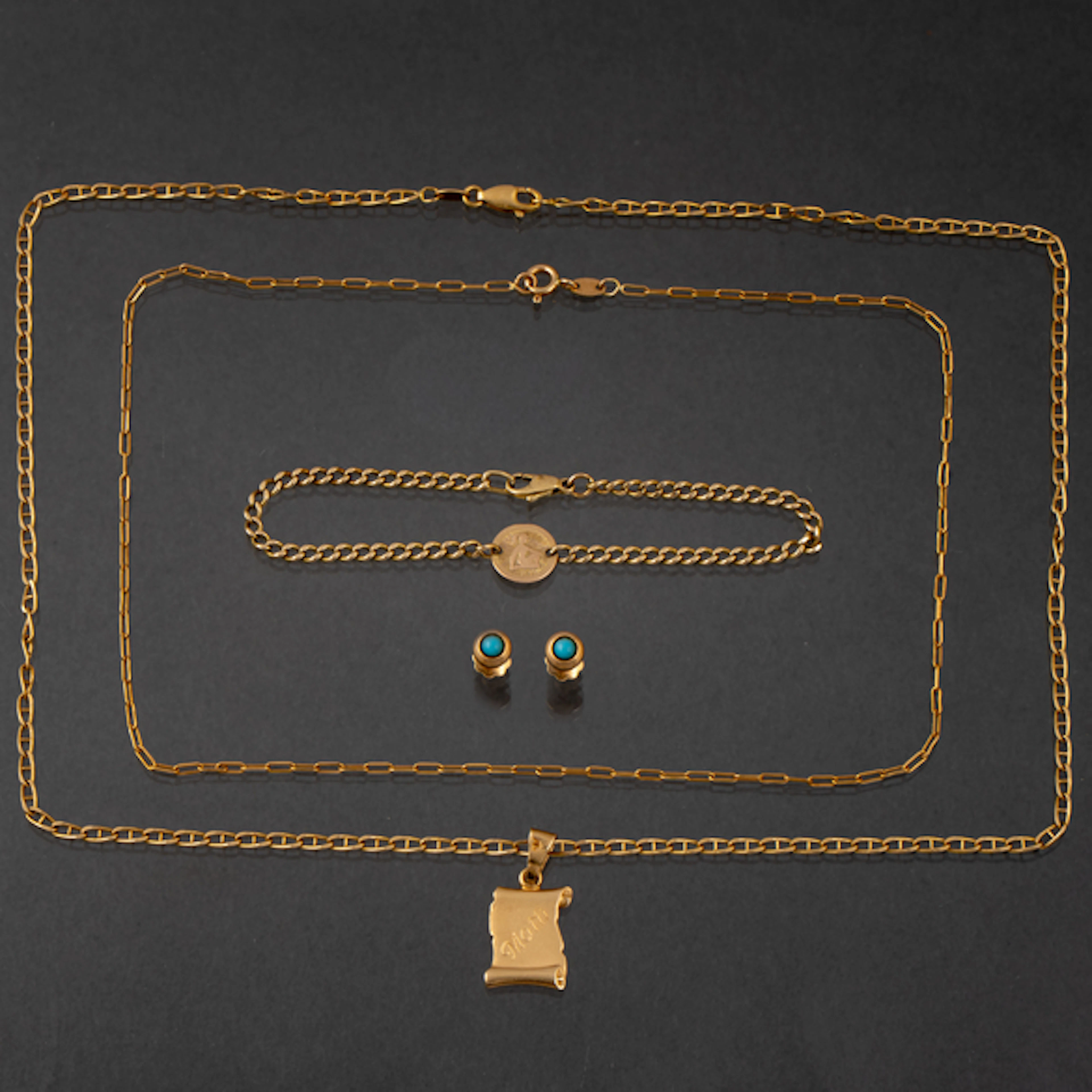 Conjunto de dos cadenas, pareja de pendientes con turquesa y pulsera