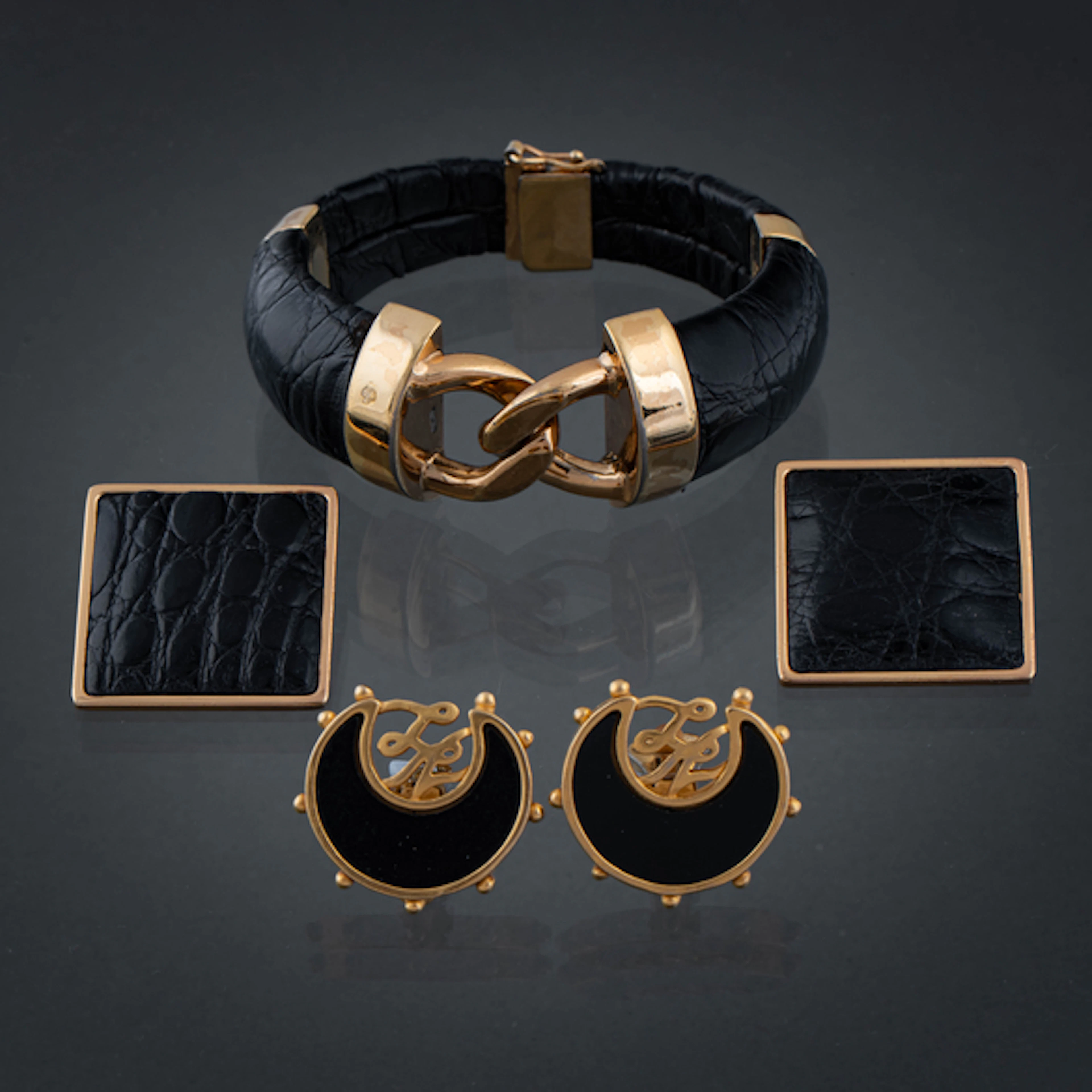 Conjunto de pulsera y conjunto de dos parejas de pendientes clip vintage
