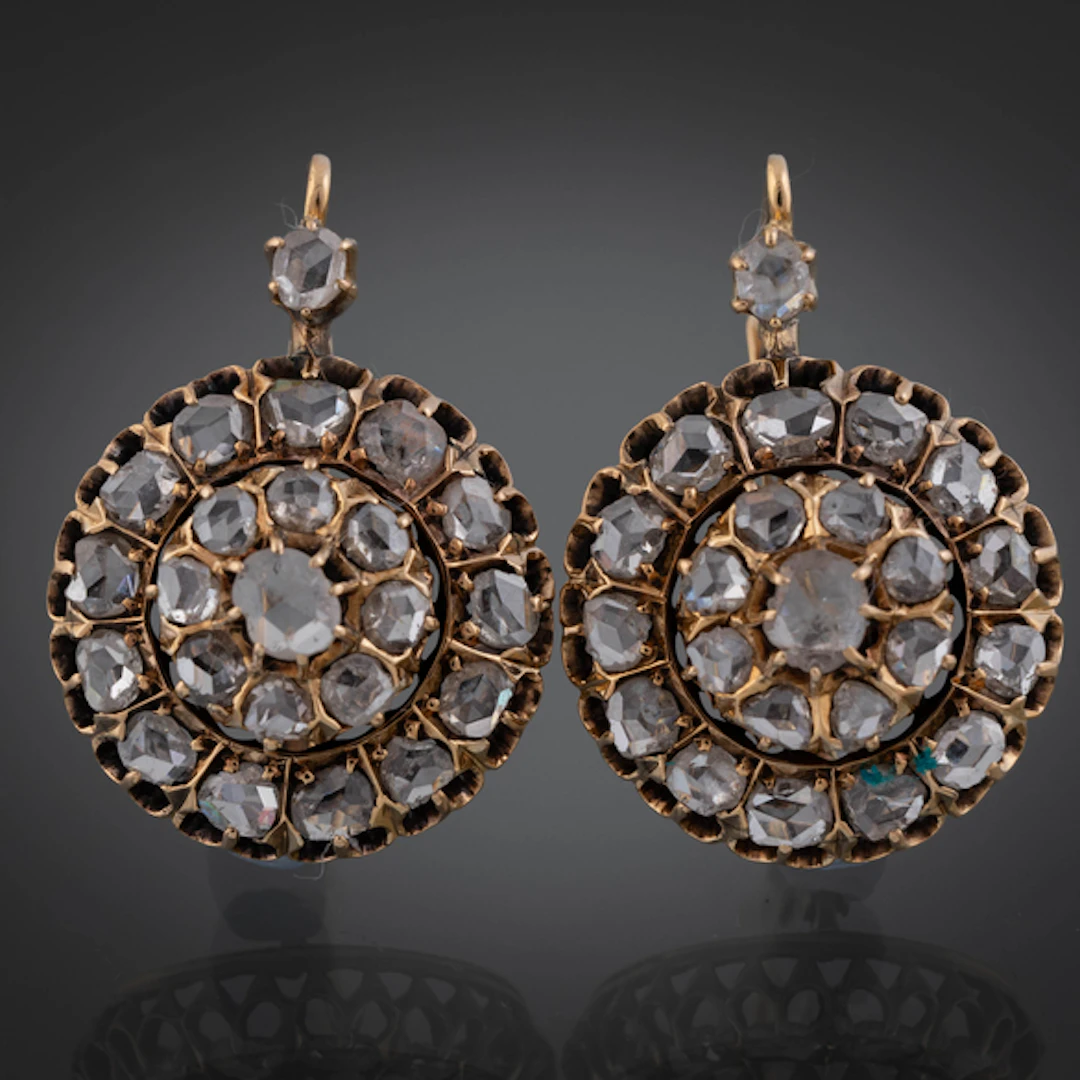 Antiguos pendientes circulares en oro amarillo de 18 kt y brillantes