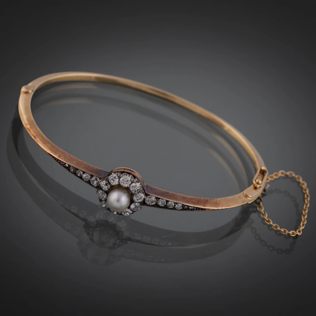 Pulsera antigua de oro de 14kt con rosetón y hombros de brillants