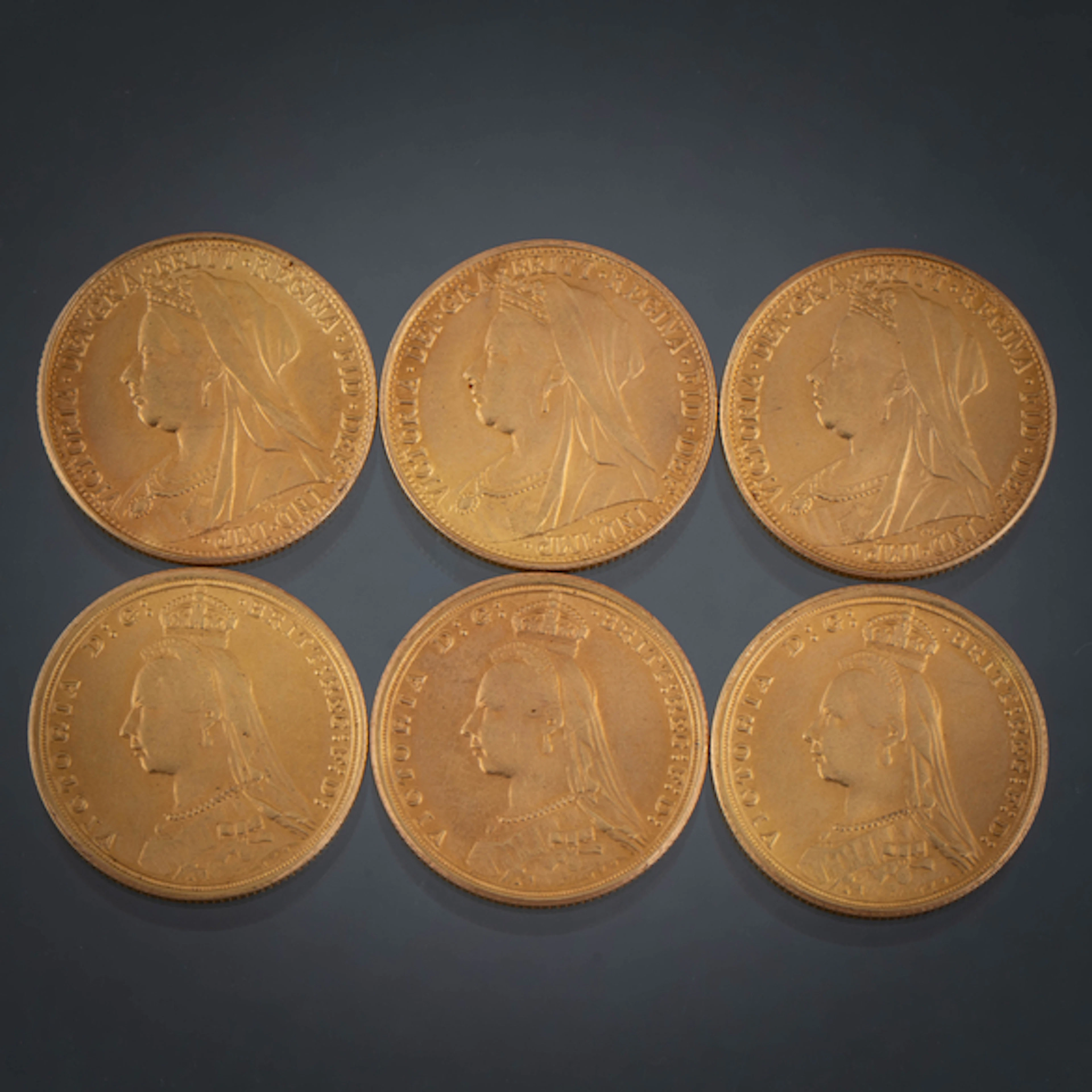 Conjunto de seis soberanos de la Reina Victoria en oro amarillo de 22 kt.