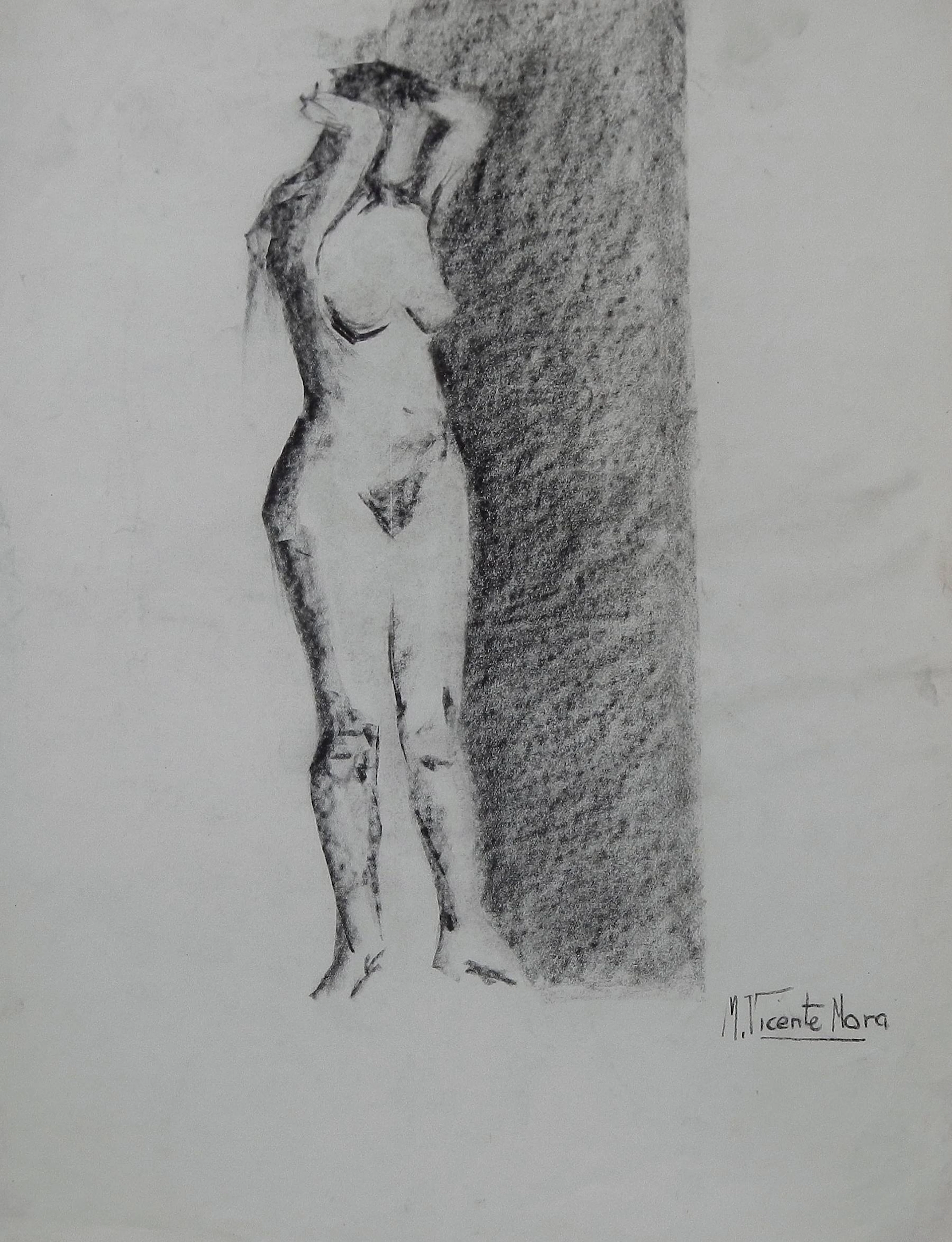 Manuel Vicente Mora. Charcoal on paper. “Female Nude”. Hand-signed. 43x34 cm.