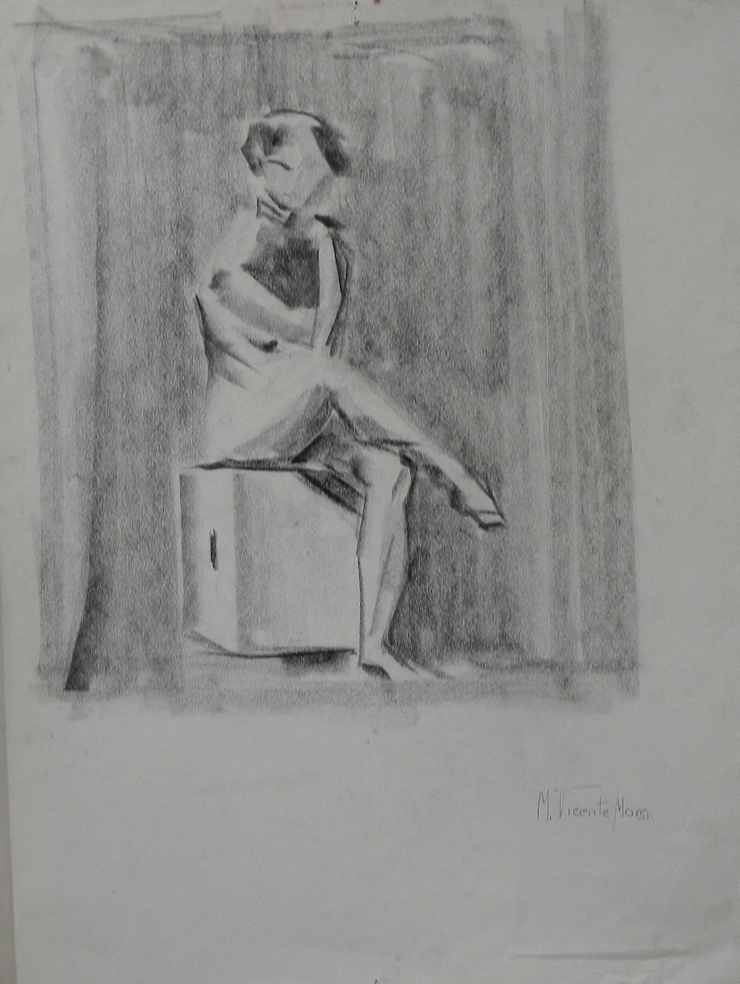Manuel Vicente Mora. Charcoal on paper. “Female Nude”. Hand-signed. 43x34 cm.