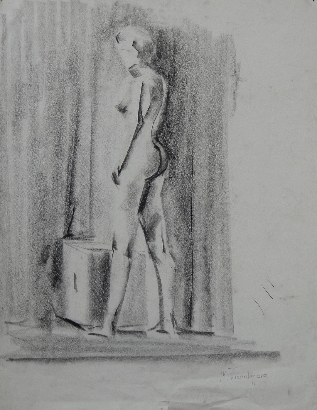 Manuel Vicente Mora. Charcoal on paper. “Female Nude”. Hand-signed. 43x34 cm.