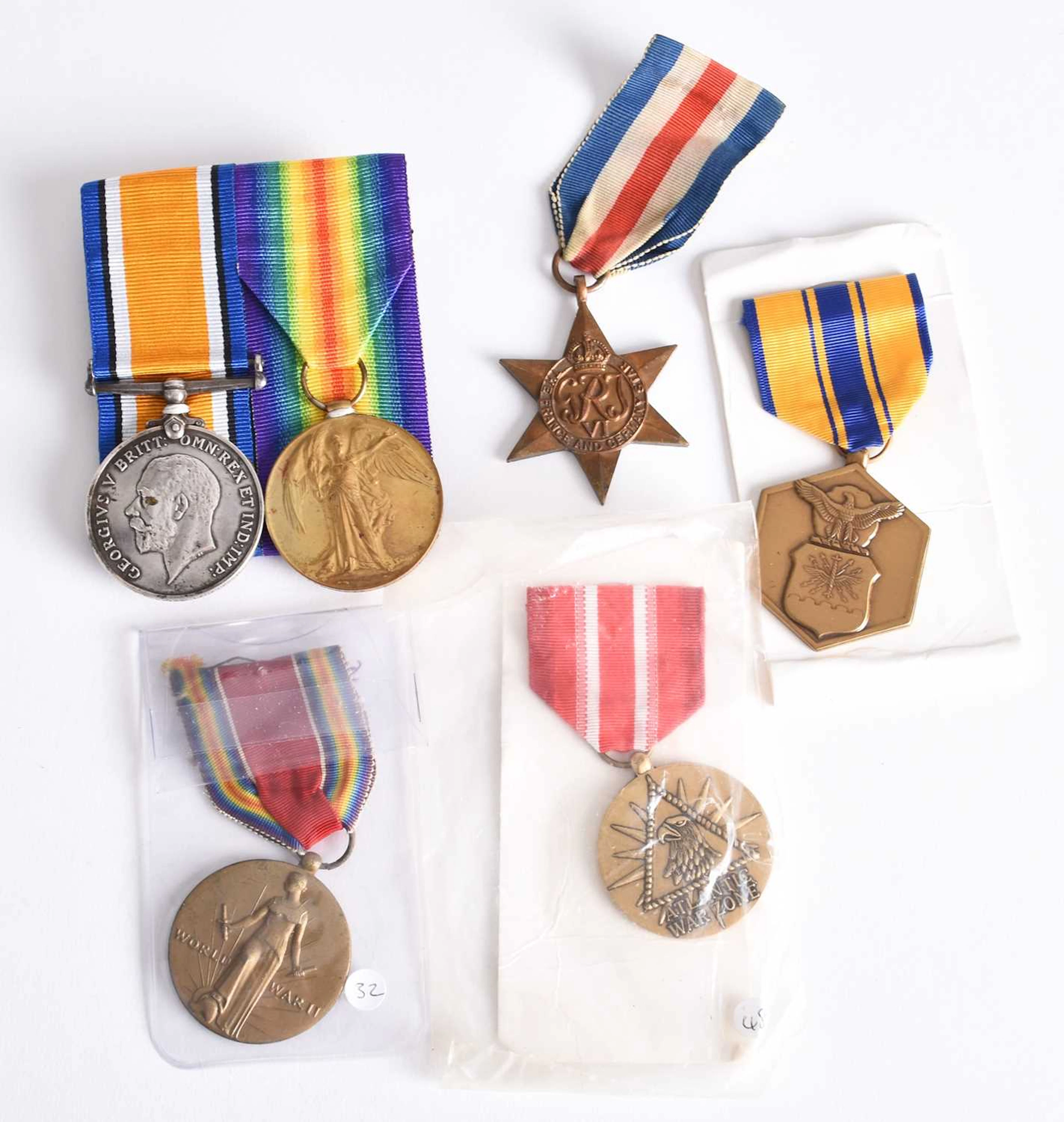 WW1 KIA Pair to Pte. Dobbie Lanarkshire Yeomanry with four WW2 Medals