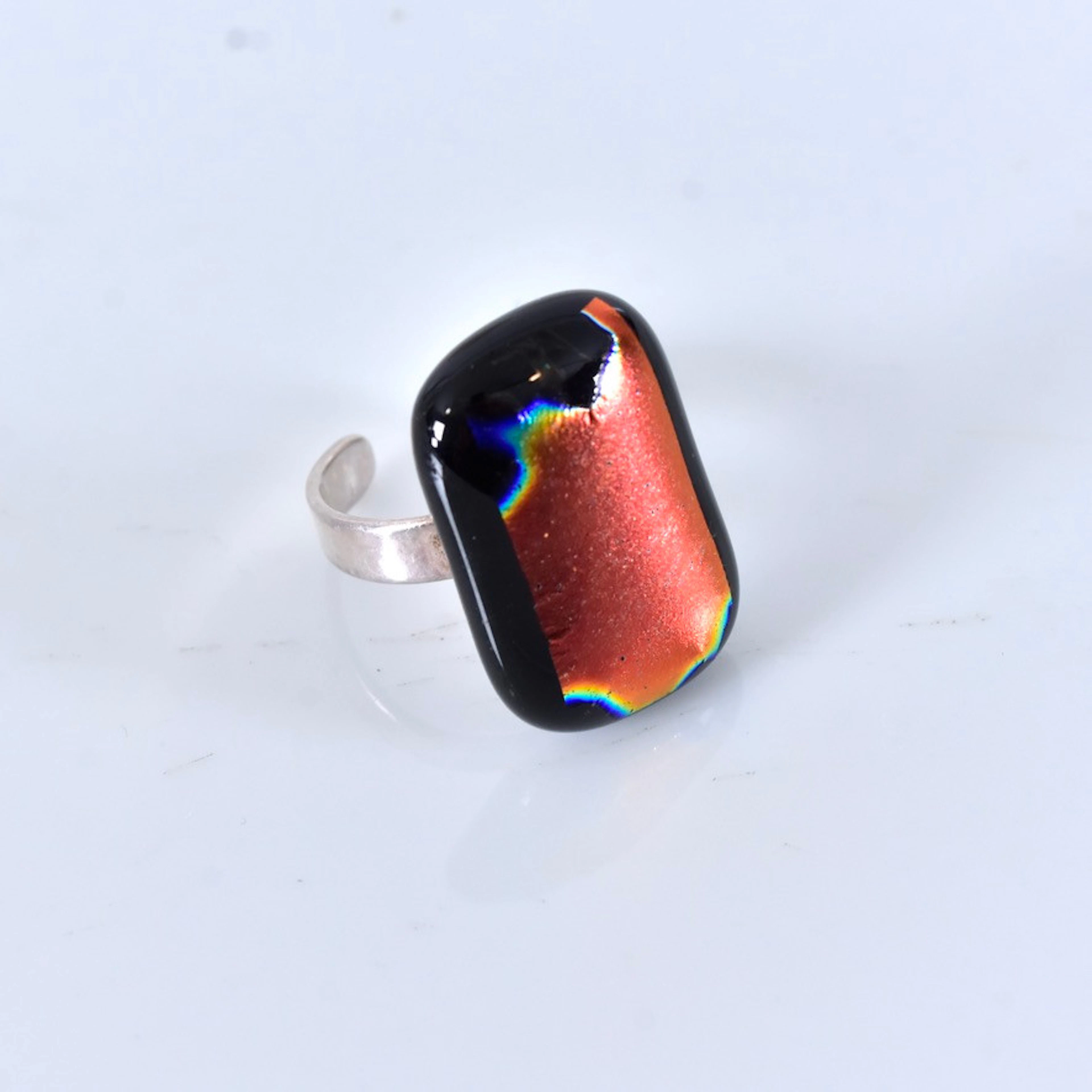 RING, modernistisk, akryl och sterlingsilver.