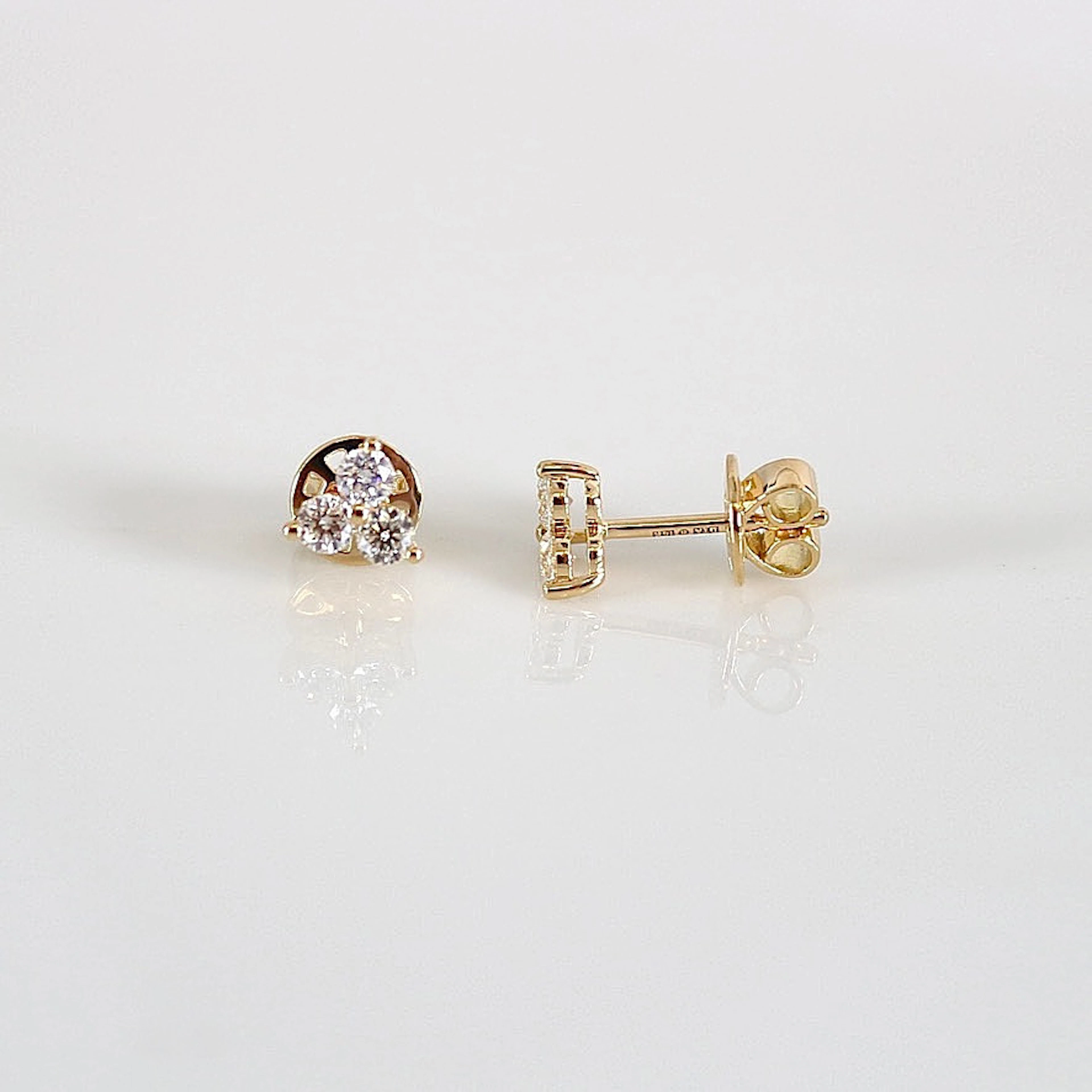 DIAMANTÖRHÄNGEN, ett par, 0,53ct, 18K.