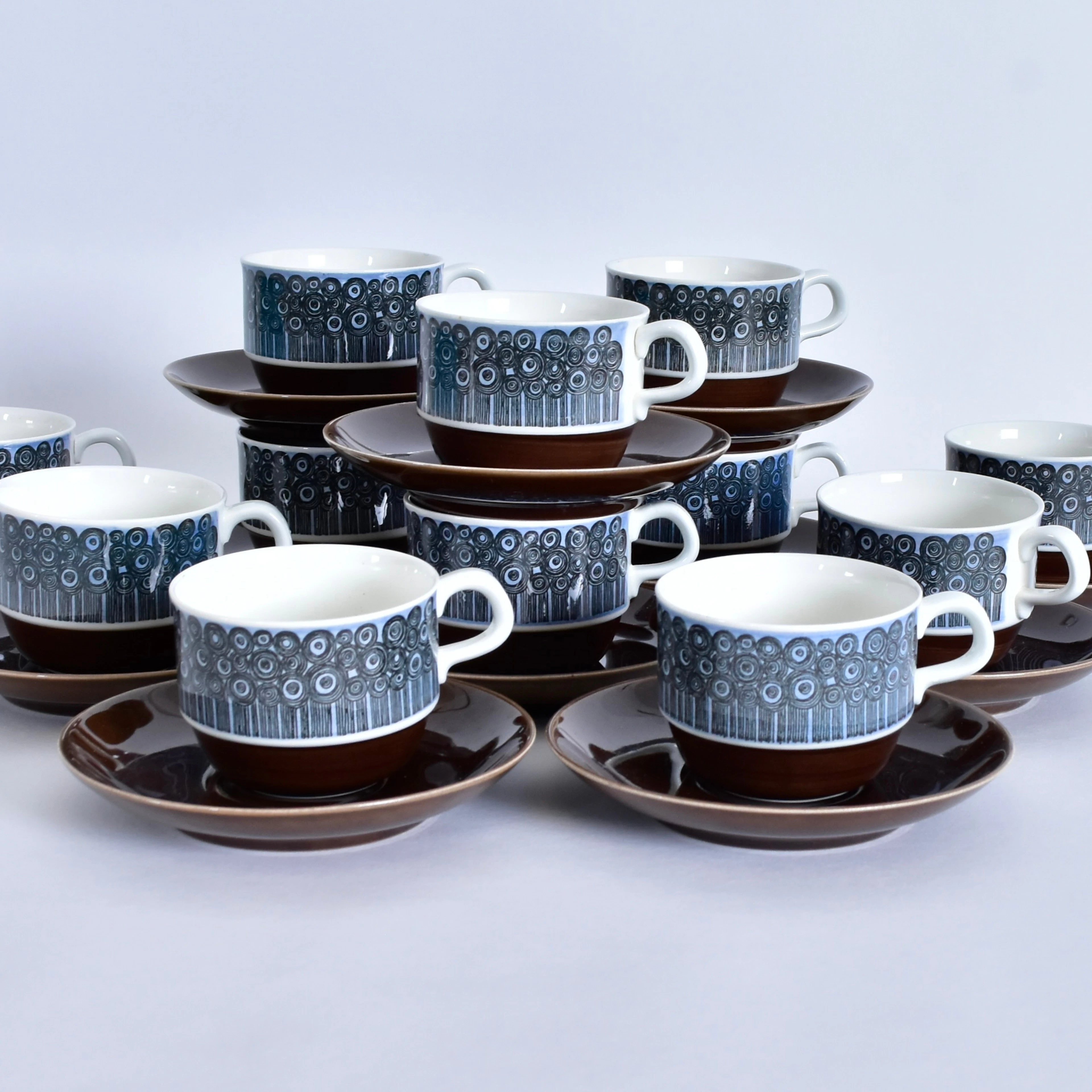CHRISTINA CAMPBELL. KAFFESERVIS, 24 delar, porslin, "Amanda", Rörstrand.