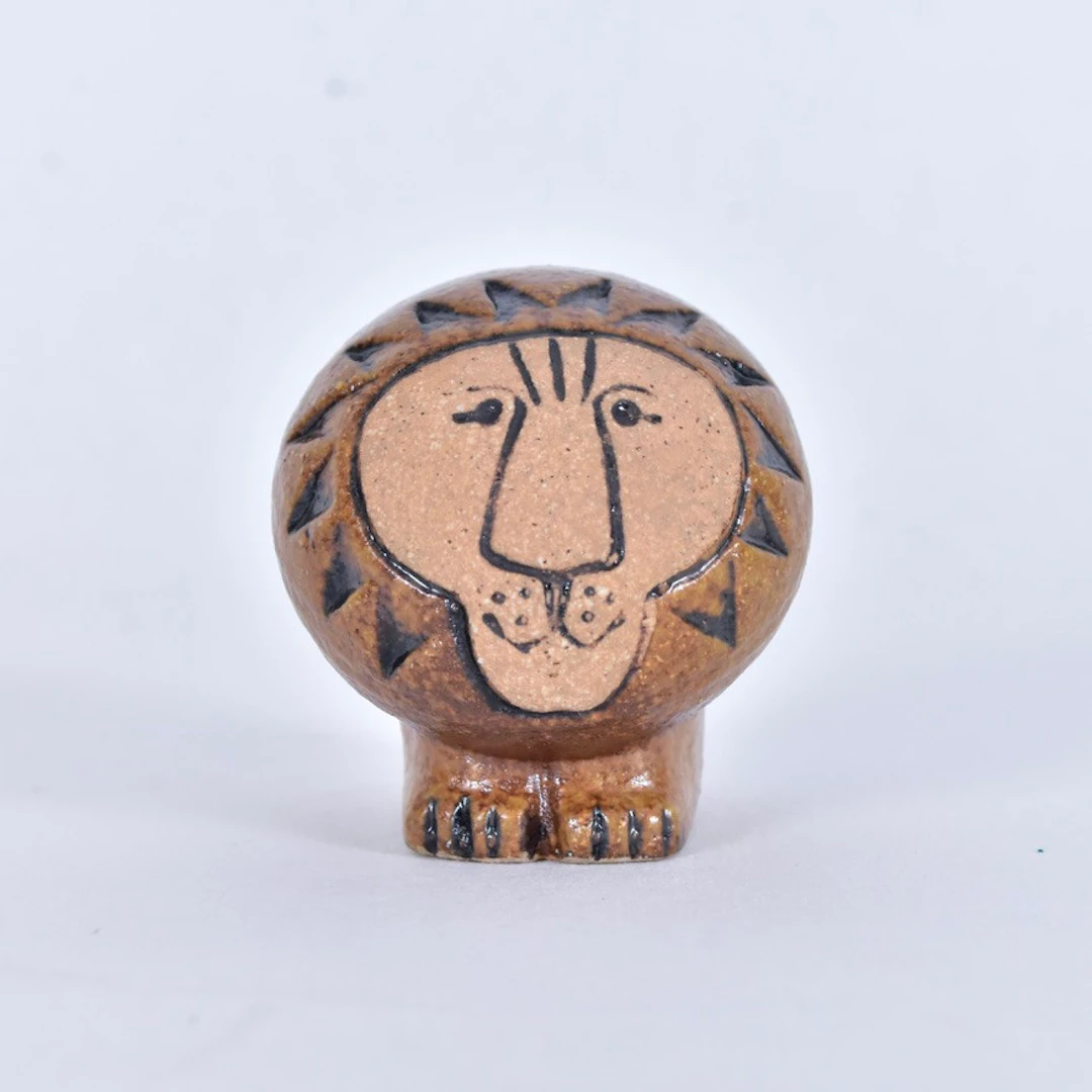 LISA LARSON. figurin, delvis glaserat stengods, Gustavsberg, "Lejon mini".