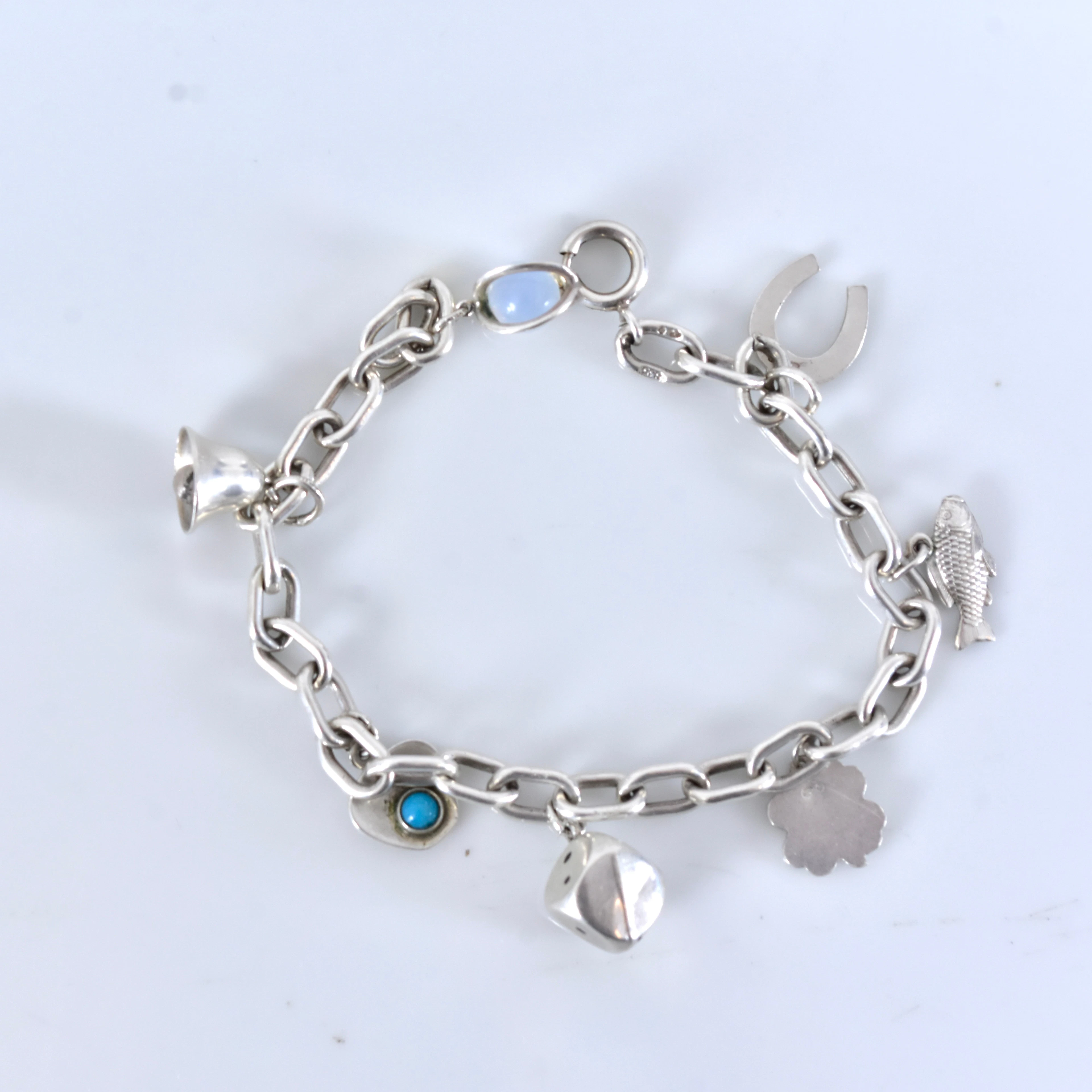 ARMLÄNK, med berlocker, silver.