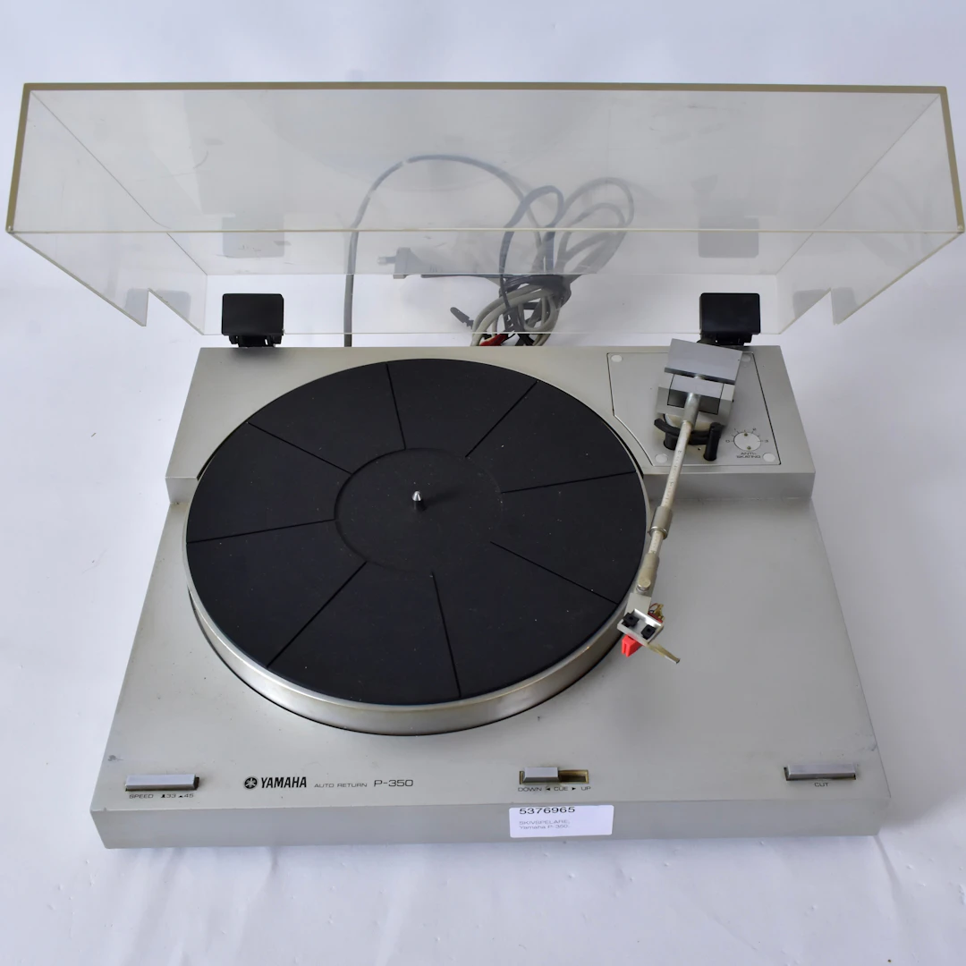 SKIVSPELARE, Yamaha P-350.