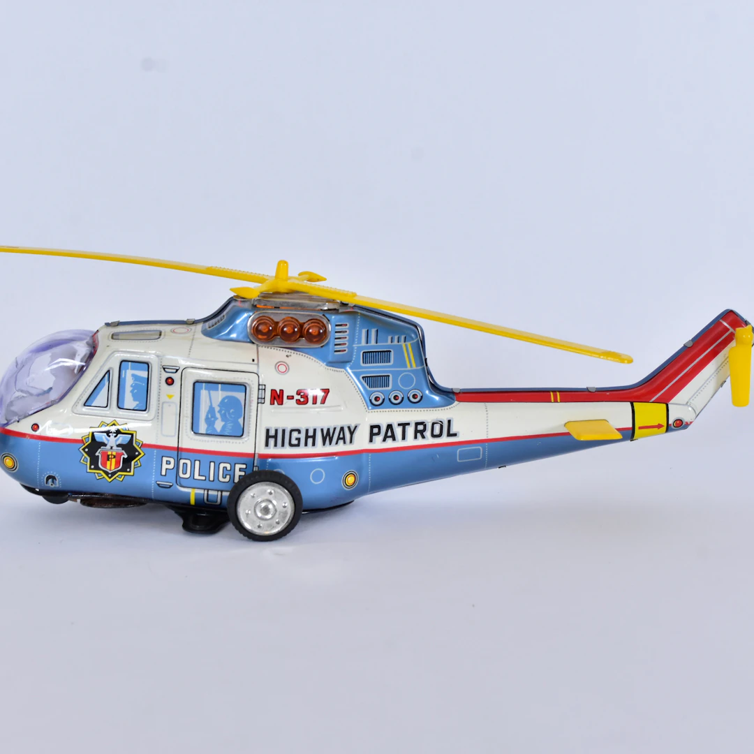 PLÅTLEKSAK "Super Flying Police Helicopter", TPS, Japan 1960-tal.