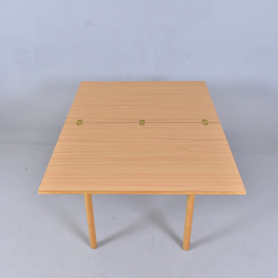 BØRGE MOGENSEN. Soffbord, modell 4500, bokträ, Fritz Hansen, Danmark, 1960-tal.