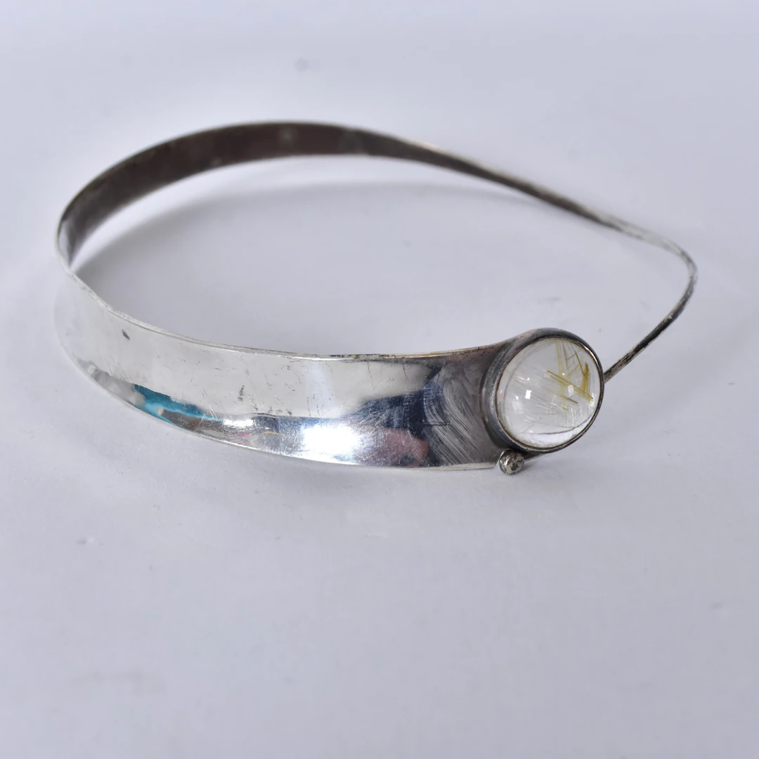 HALSSMYCKE, silver och bergkristall, Frankrike.