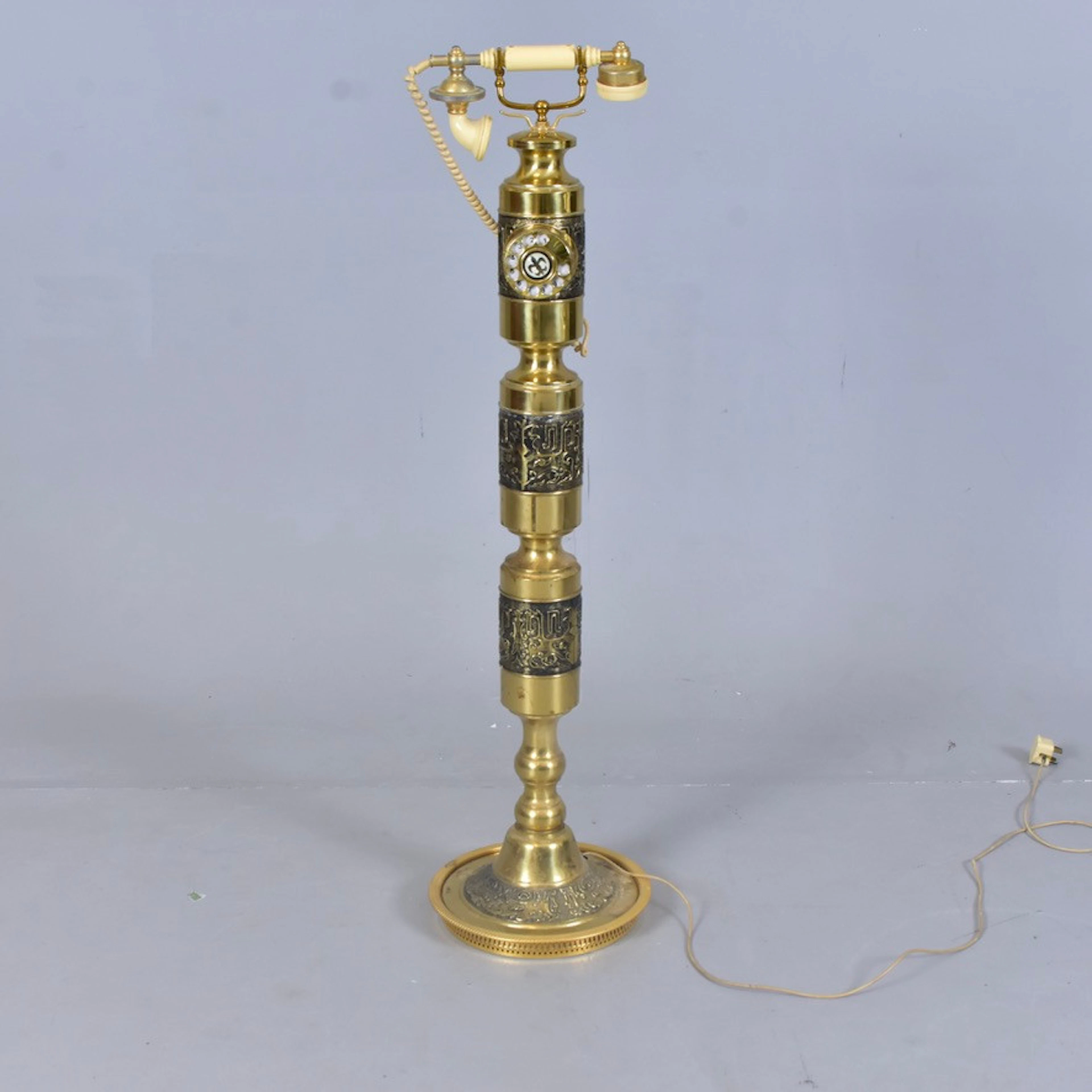 TELEFON, golvmodell, mässing/plast, 1900-talets andra del.