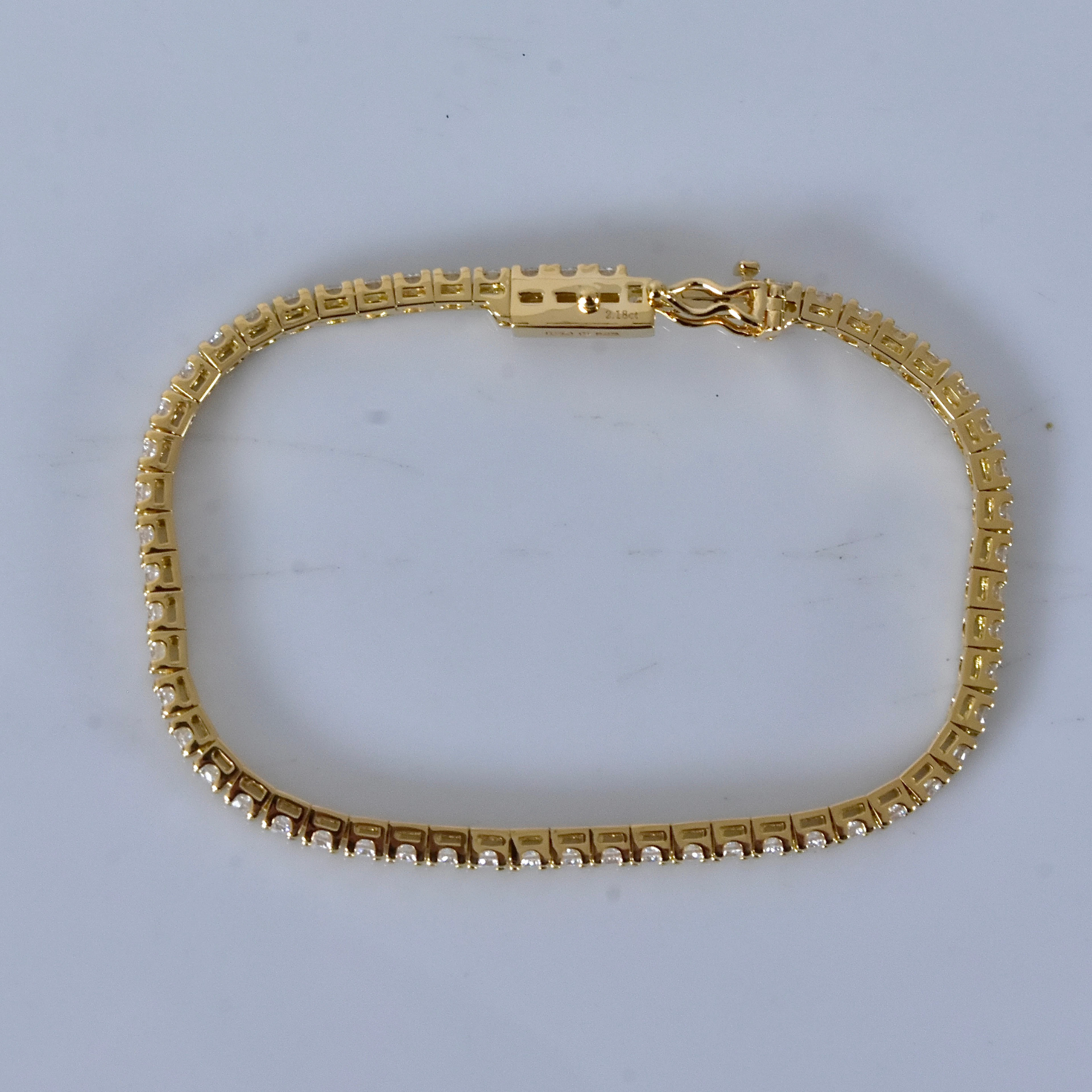 ARMBAND, tennisarmband 2,18ct, 18K.