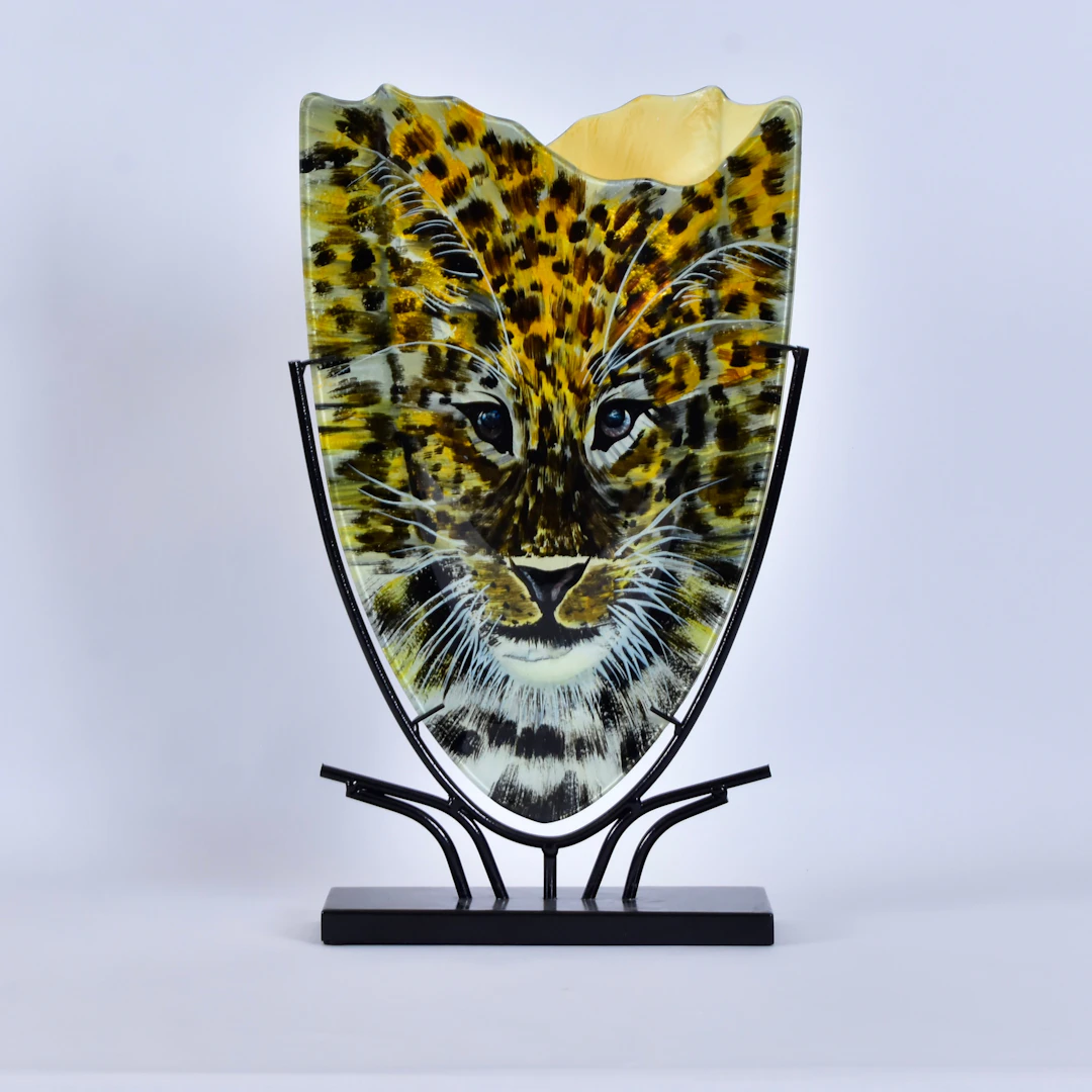 BENJAMIN CHANG. skulptur, glas och smide.