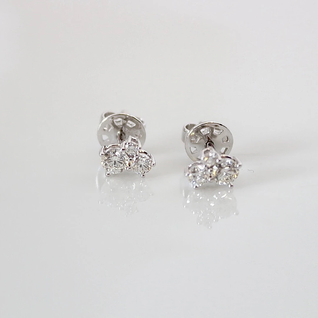 DIAMANTÖRHÄNGEN, ett par, 0,57ct vitguld 18K.